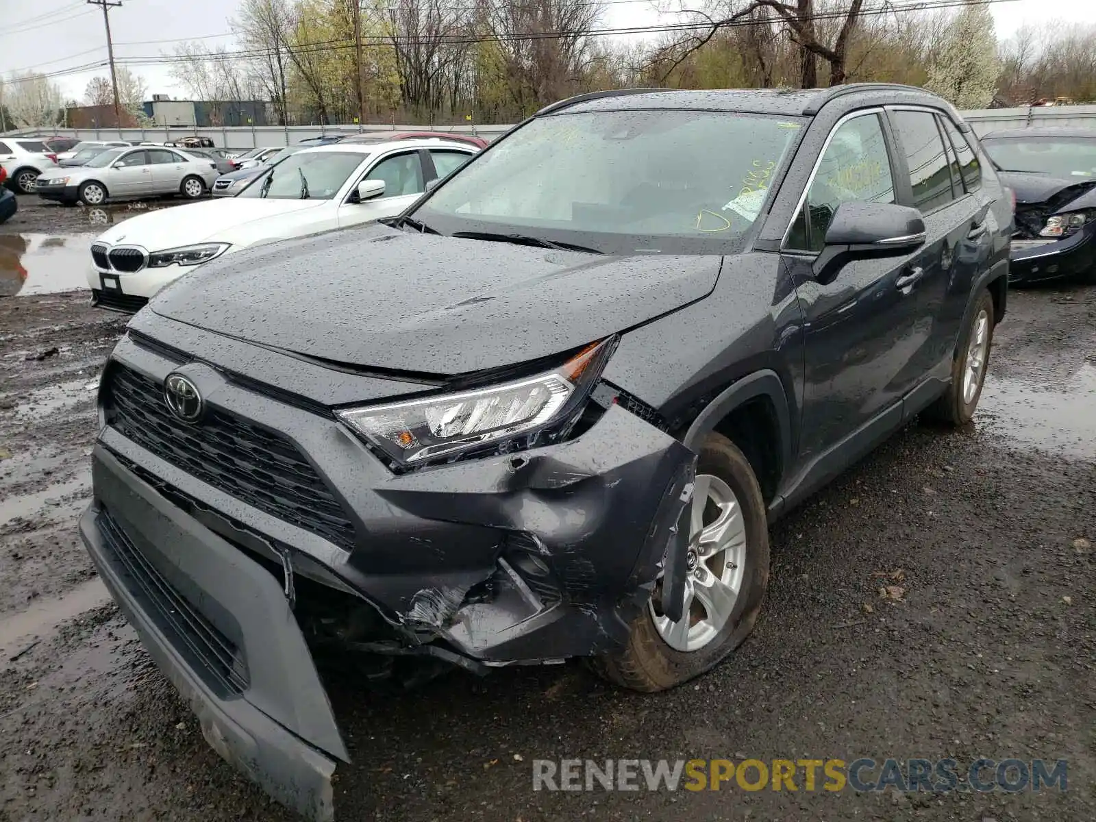 2 Photograph of a damaged car 2T3P1RFV3KW055561 TOYOTA RAV4 2019