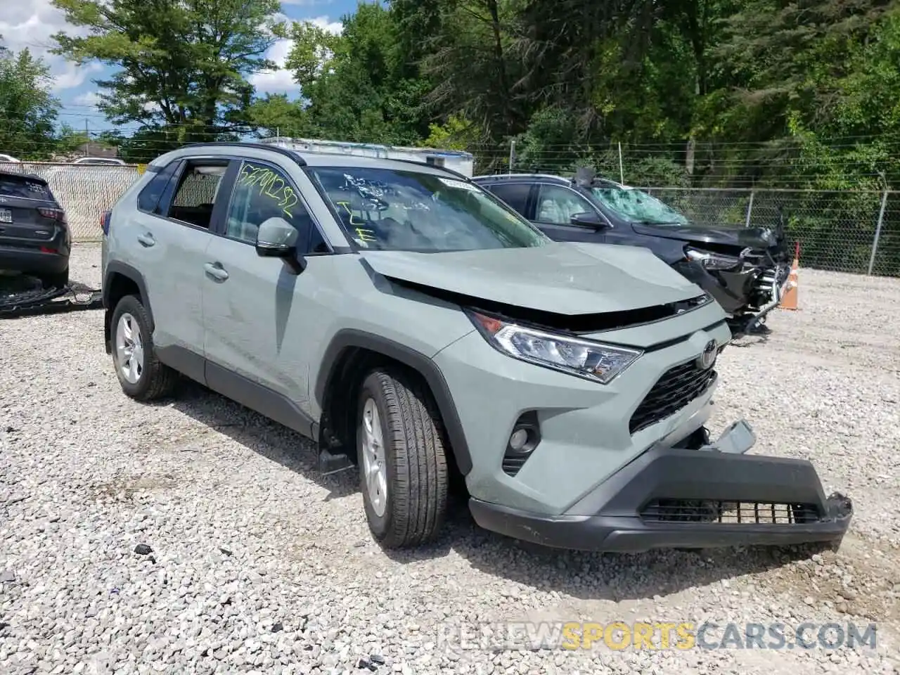 1 Photograph of a damaged car 2T3P1RFV3KW077592 TOYOTA RAV4 2019