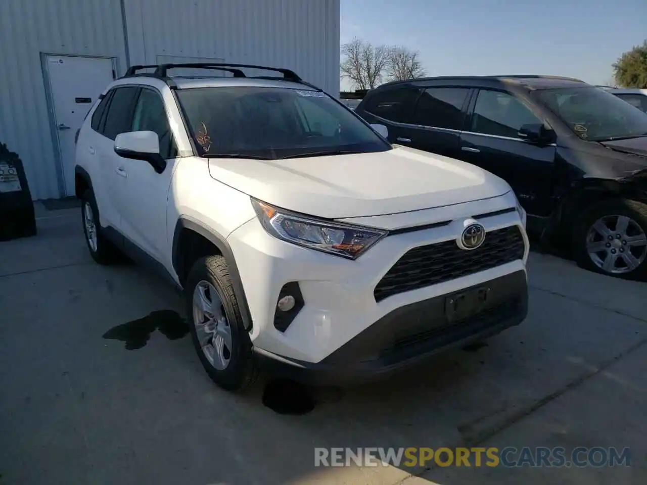 1 Фотография поврежденного автомобиля 2T3P1RFV4KC003793 TOYOTA RAV4 2019