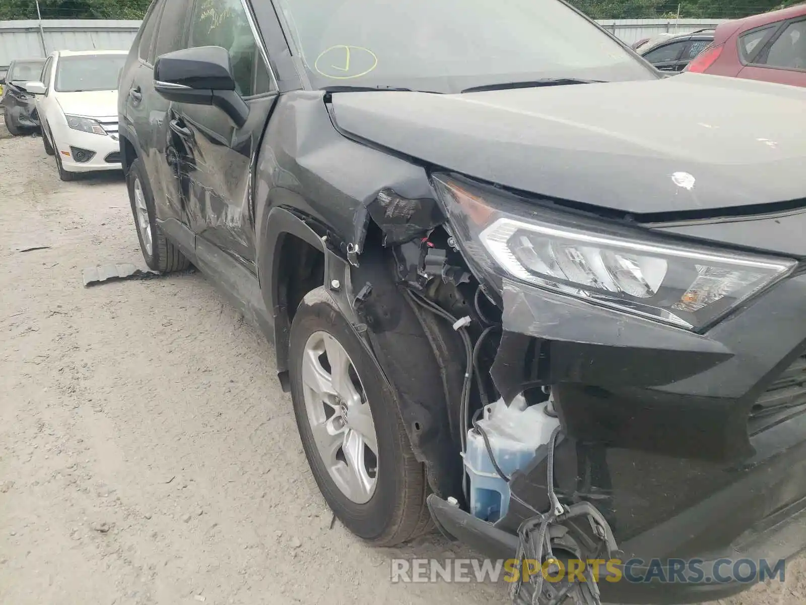 9 Photograph of a damaged car 2T3P1RFV4KC007861 TOYOTA RAV4 2019