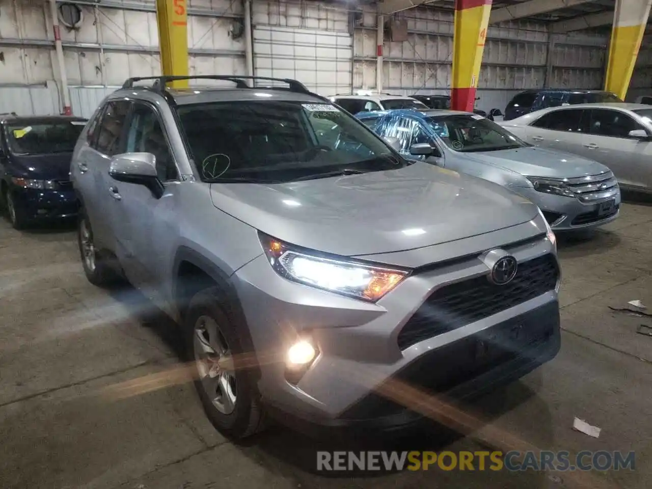 1 Photograph of a damaged car 2T3P1RFV4KC008511 TOYOTA RAV4 2019