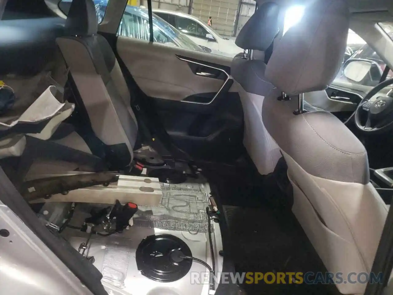 6 Photograph of a damaged car 2T3P1RFV4KC008511 TOYOTA RAV4 2019