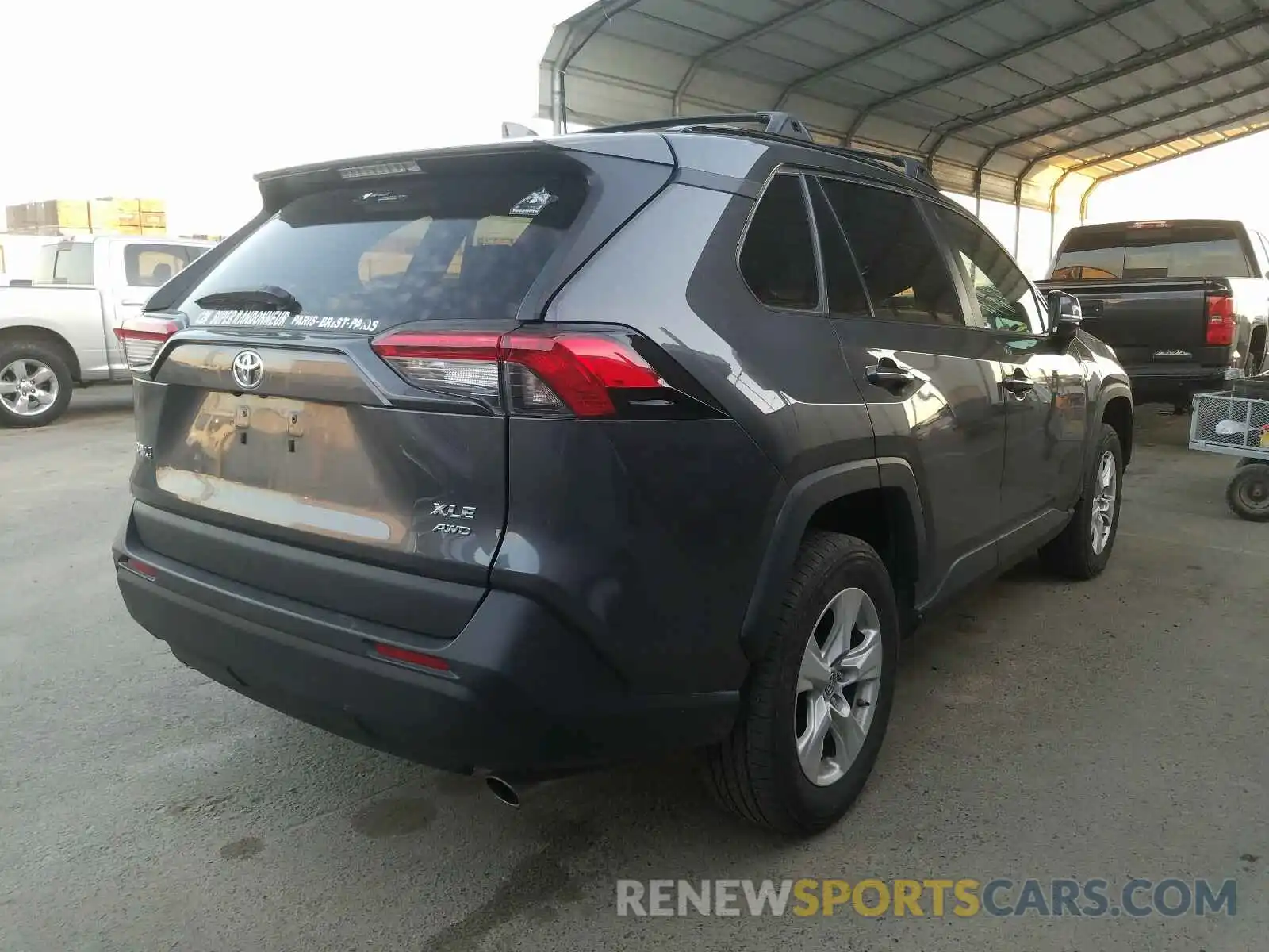 4 Photograph of a damaged car 2T3P1RFV4KC010985 TOYOTA RAV4 2019