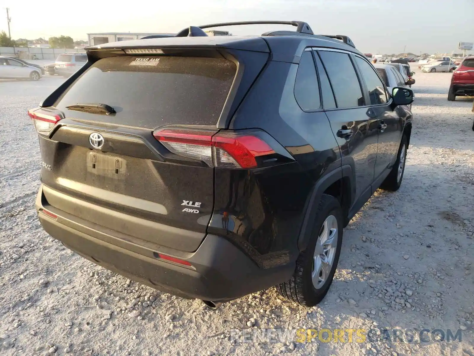 4 Photograph of a damaged car 2T3P1RFV4KC011585 TOYOTA RAV4 2019