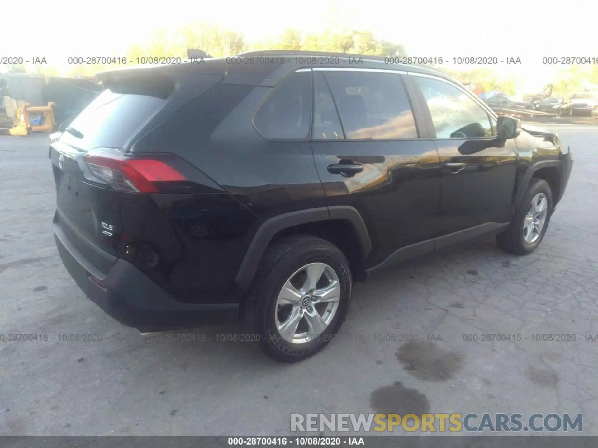 4 Photograph of a damaged car 2T3P1RFV4KC016964 TOYOTA RAV4 2019