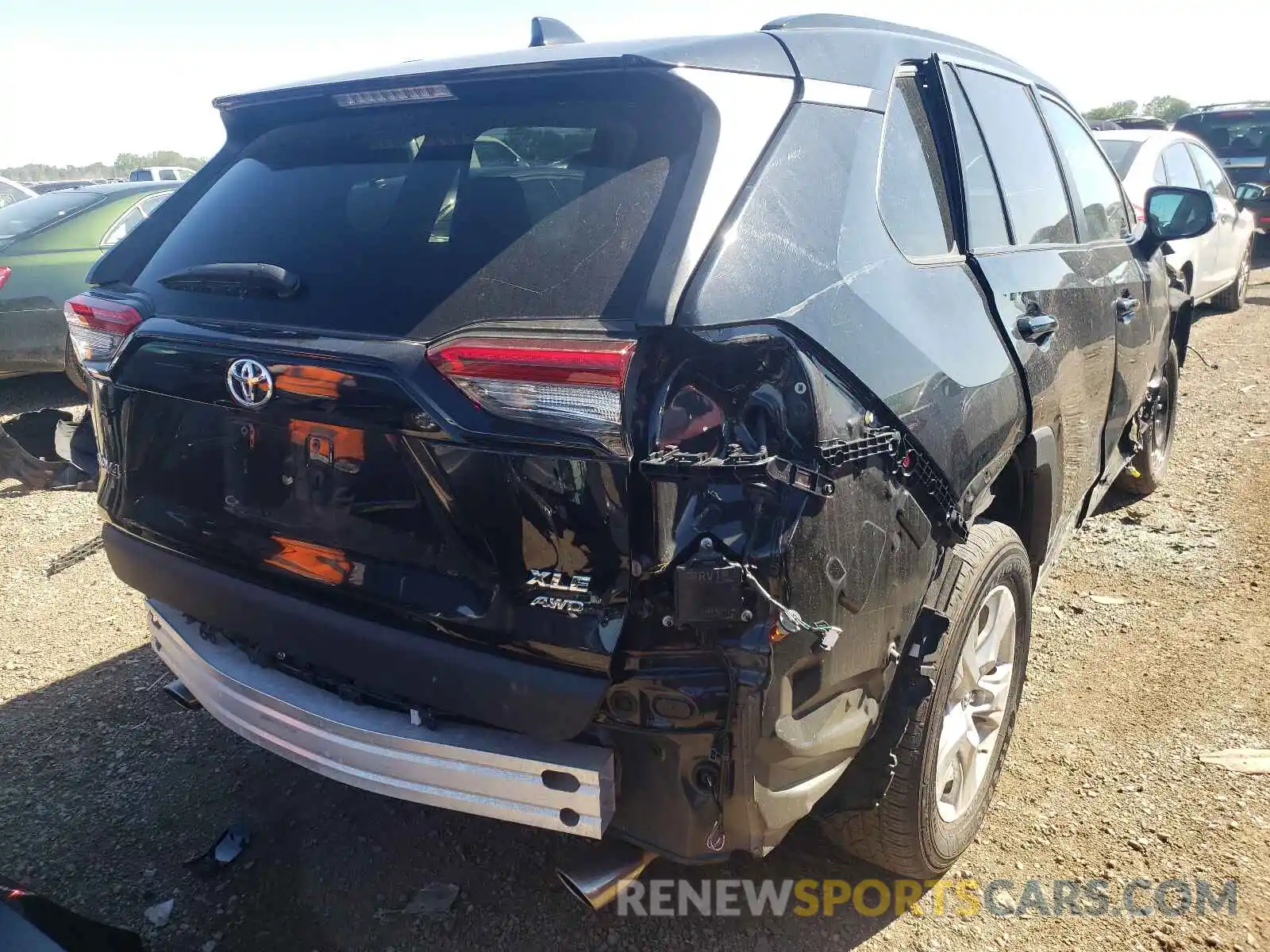 4 Photograph of a damaged car 2T3P1RFV4KC017192 TOYOTA RAV4 2019