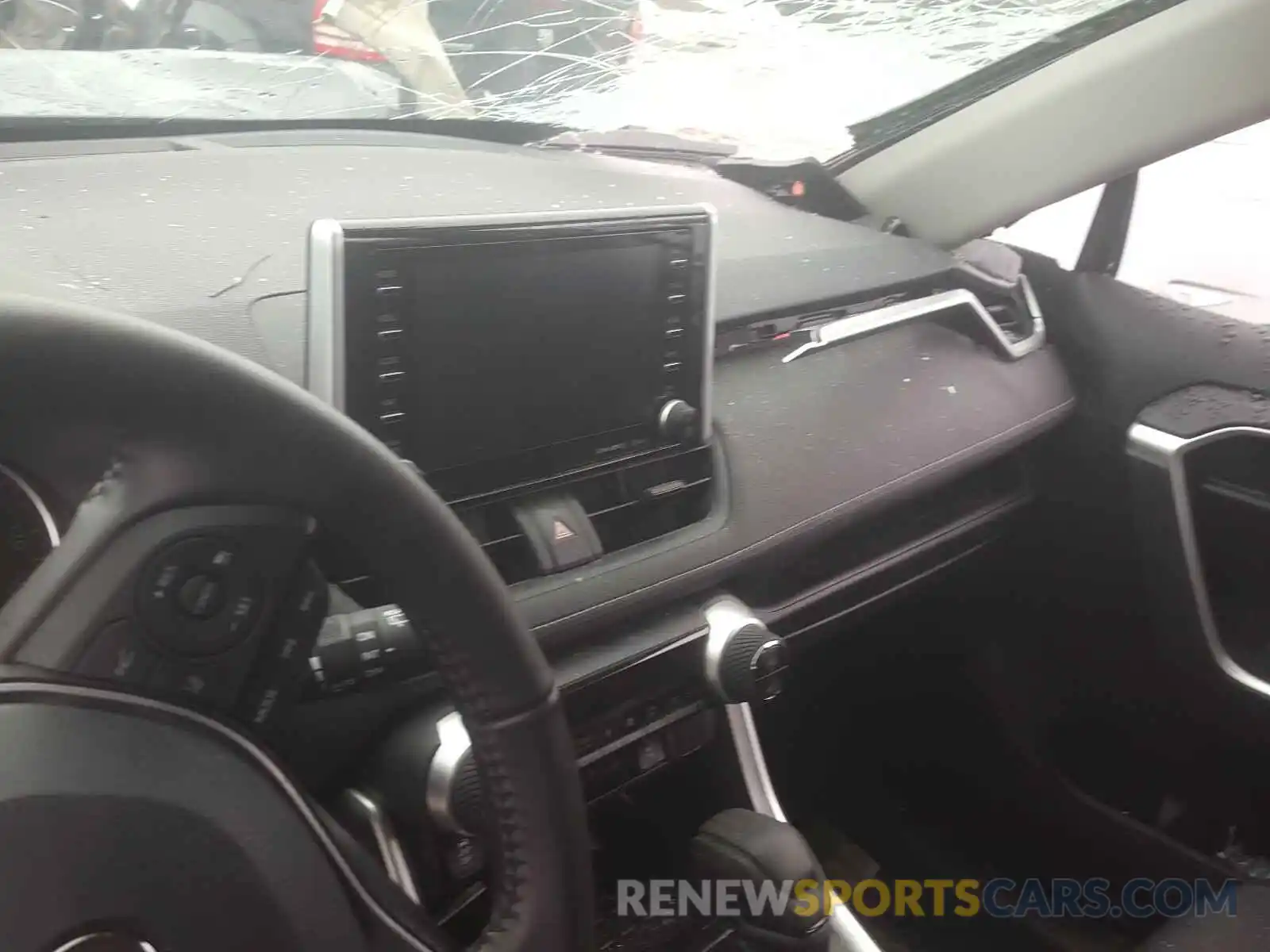 9 Фотография поврежденного автомобиля 2T3P1RFV4KC019234 TOYOTA RAV4 2019