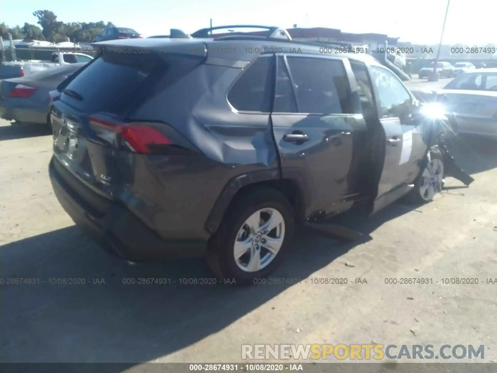 4 Photograph of a damaged car 2T3P1RFV4KC021209 TOYOTA RAV4 2019