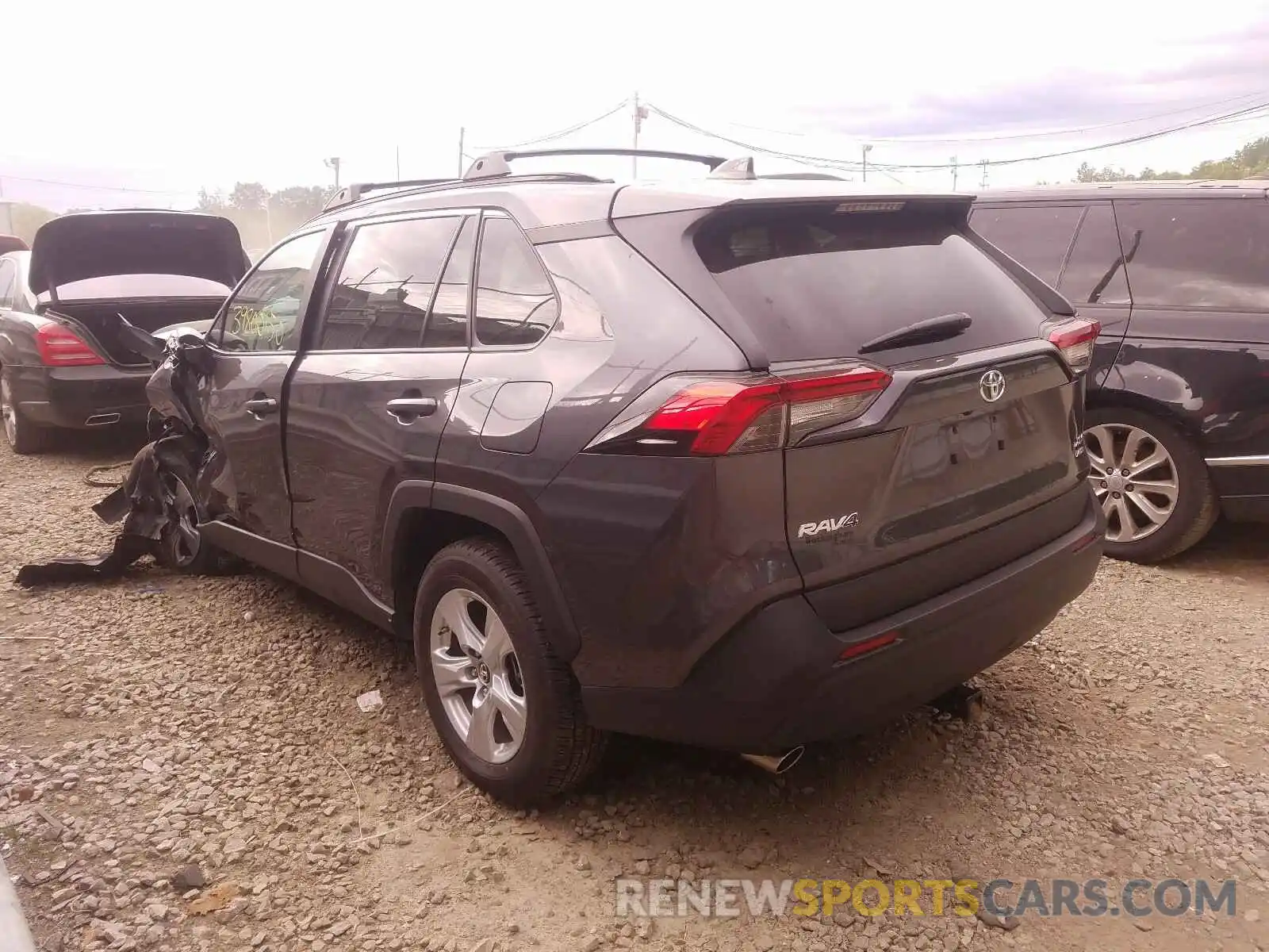 3 Фотография поврежденного автомобиля 2T3P1RFV4KC035966 TOYOTA RAV4 2019