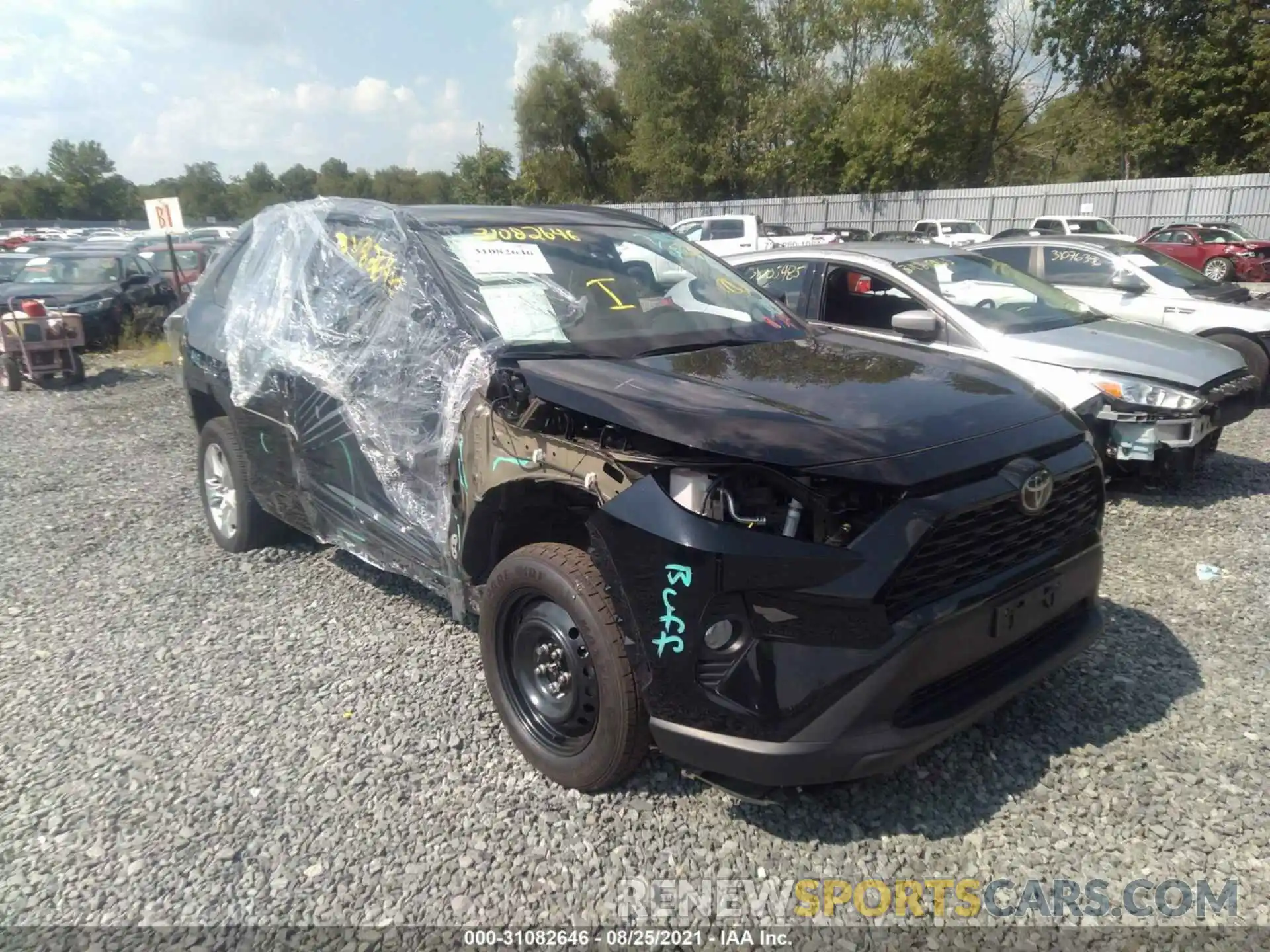 1 Фотография поврежденного автомобиля 2T3P1RFV4KC037815 TOYOTA RAV4 2019