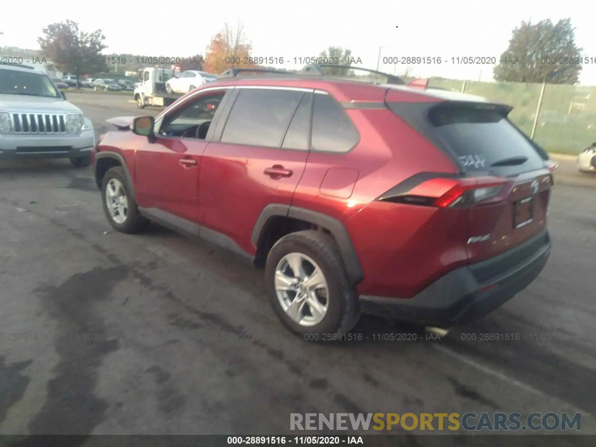 3 Photograph of a damaged car 2T3P1RFV4KC040617 TOYOTA RAV4 2019