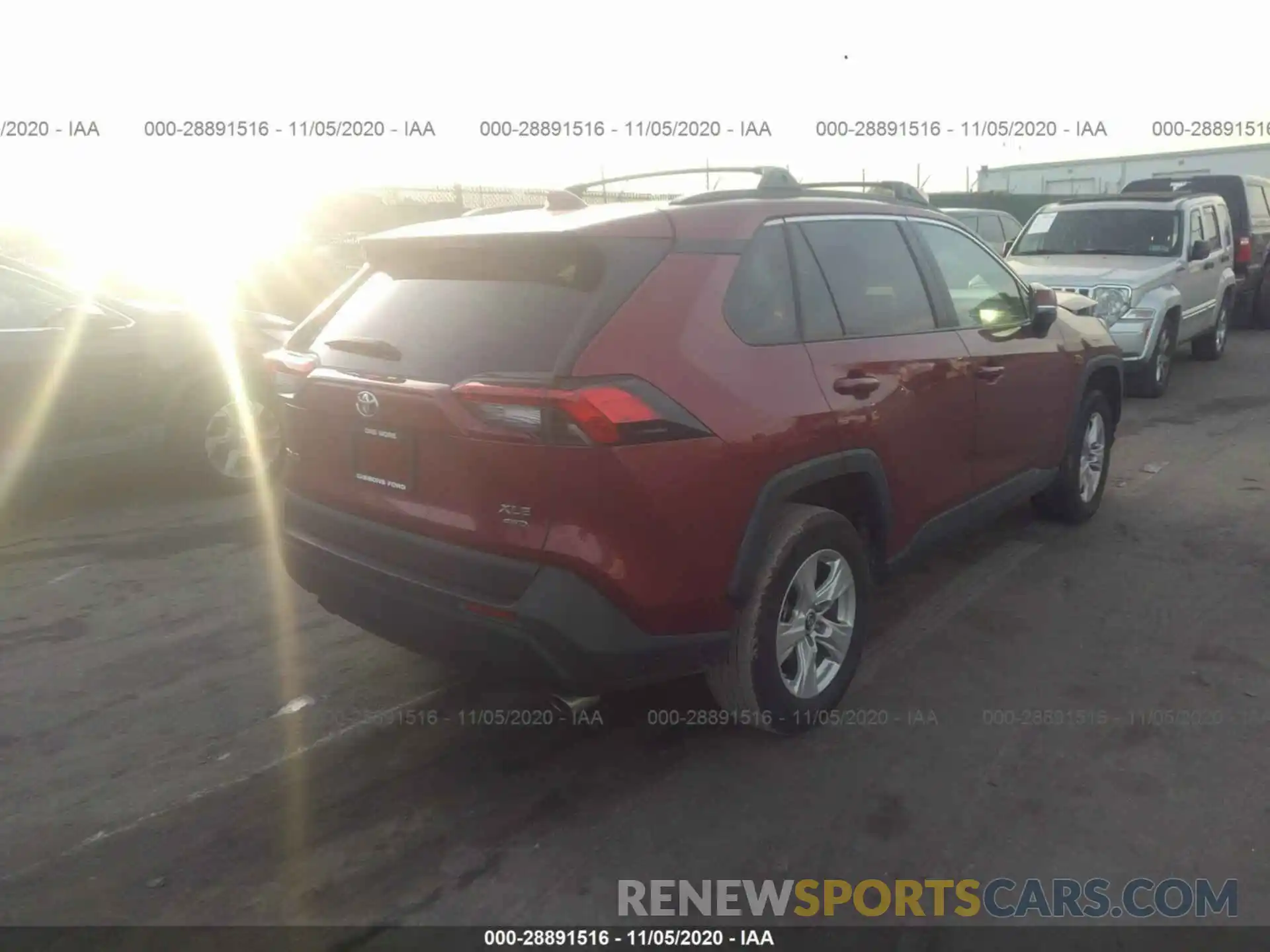 4 Photograph of a damaged car 2T3P1RFV4KC040617 TOYOTA RAV4 2019