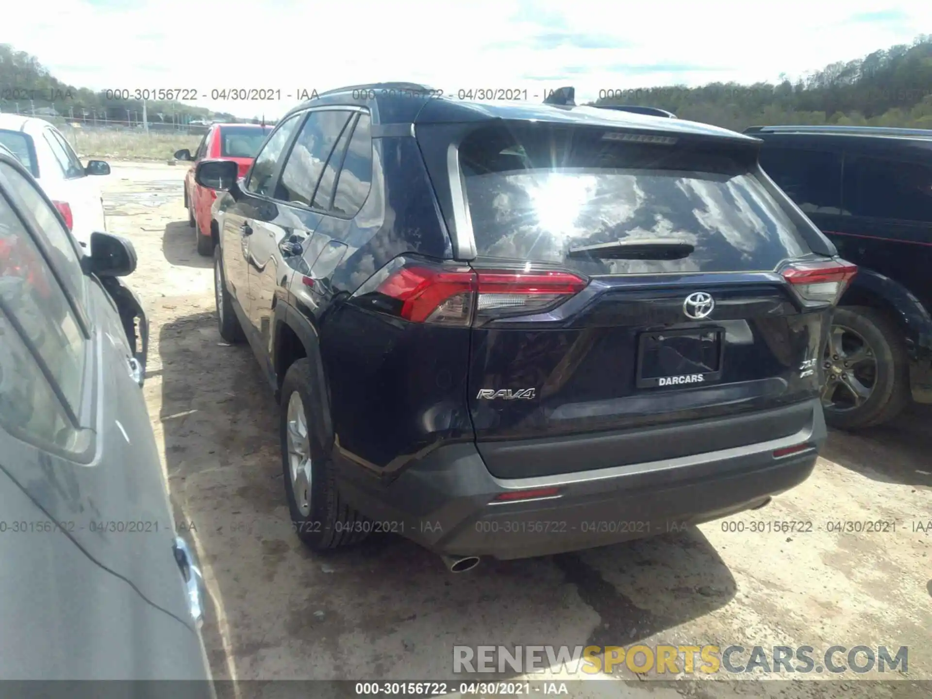 3 Photograph of a damaged car 2T3P1RFV4KC041539 TOYOTA RAV4 2019