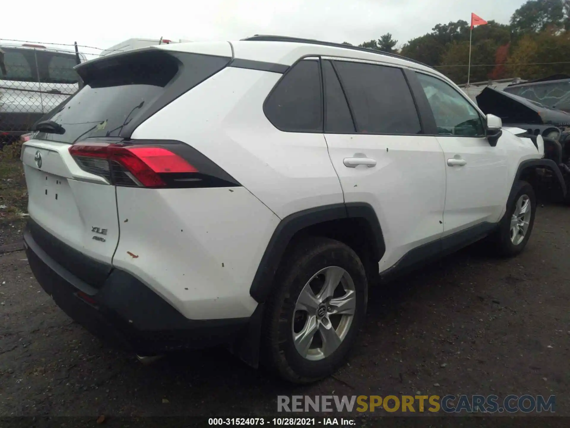 4 Photograph of a damaged car 2T3P1RFV4KC054145 TOYOTA RAV4 2019