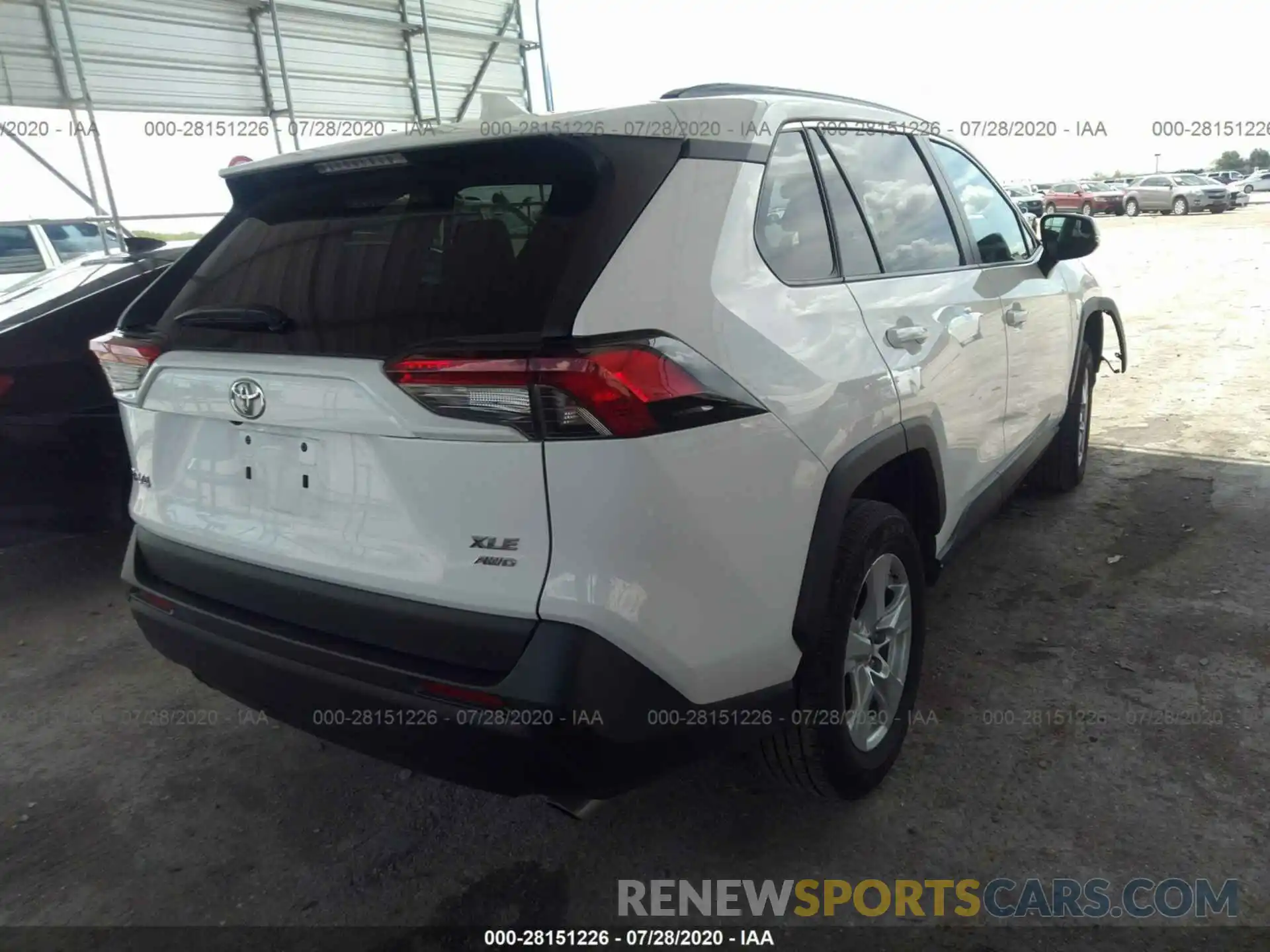 4 Photograph of a damaged car 2T3P1RFV4KW007728 TOYOTA RAV4 2019