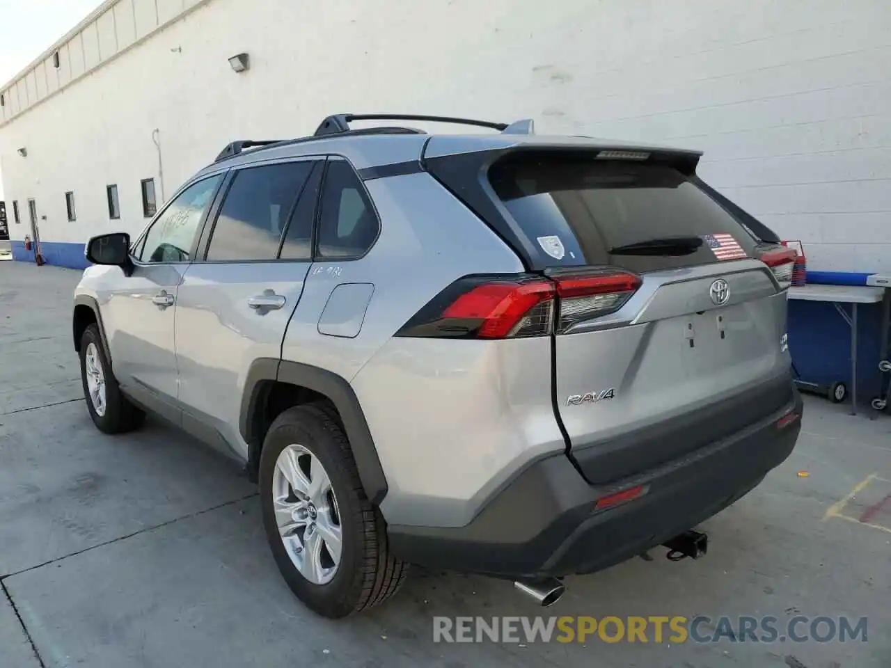 3 Photograph of a damaged car 2T3P1RFV4KW031124 TOYOTA RAV4 2019