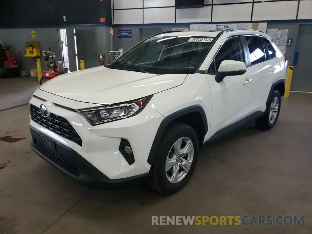 2 Photograph of a damaged car 2T3P1RFV4KW033472 TOYOTA RAV4 2019