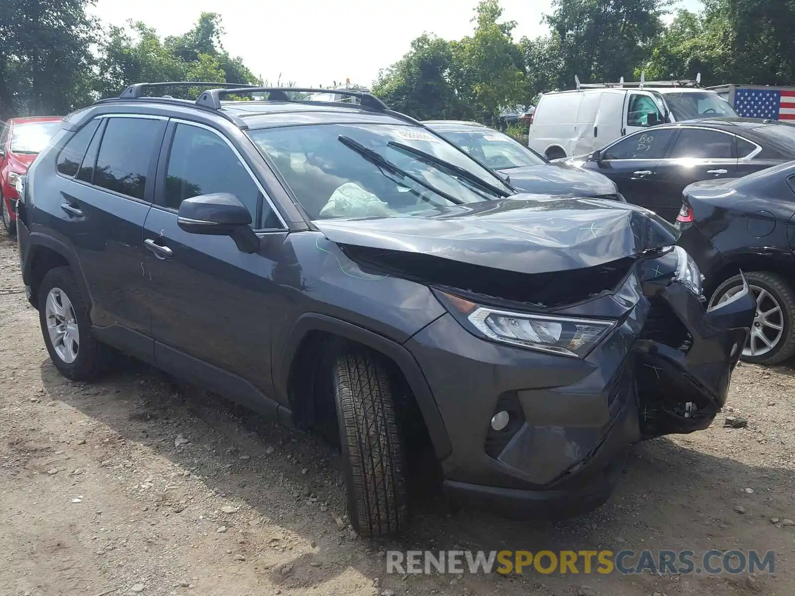 1 Photograph of a damaged car 2T3P1RFV4KW036517 TOYOTA RAV4 2019