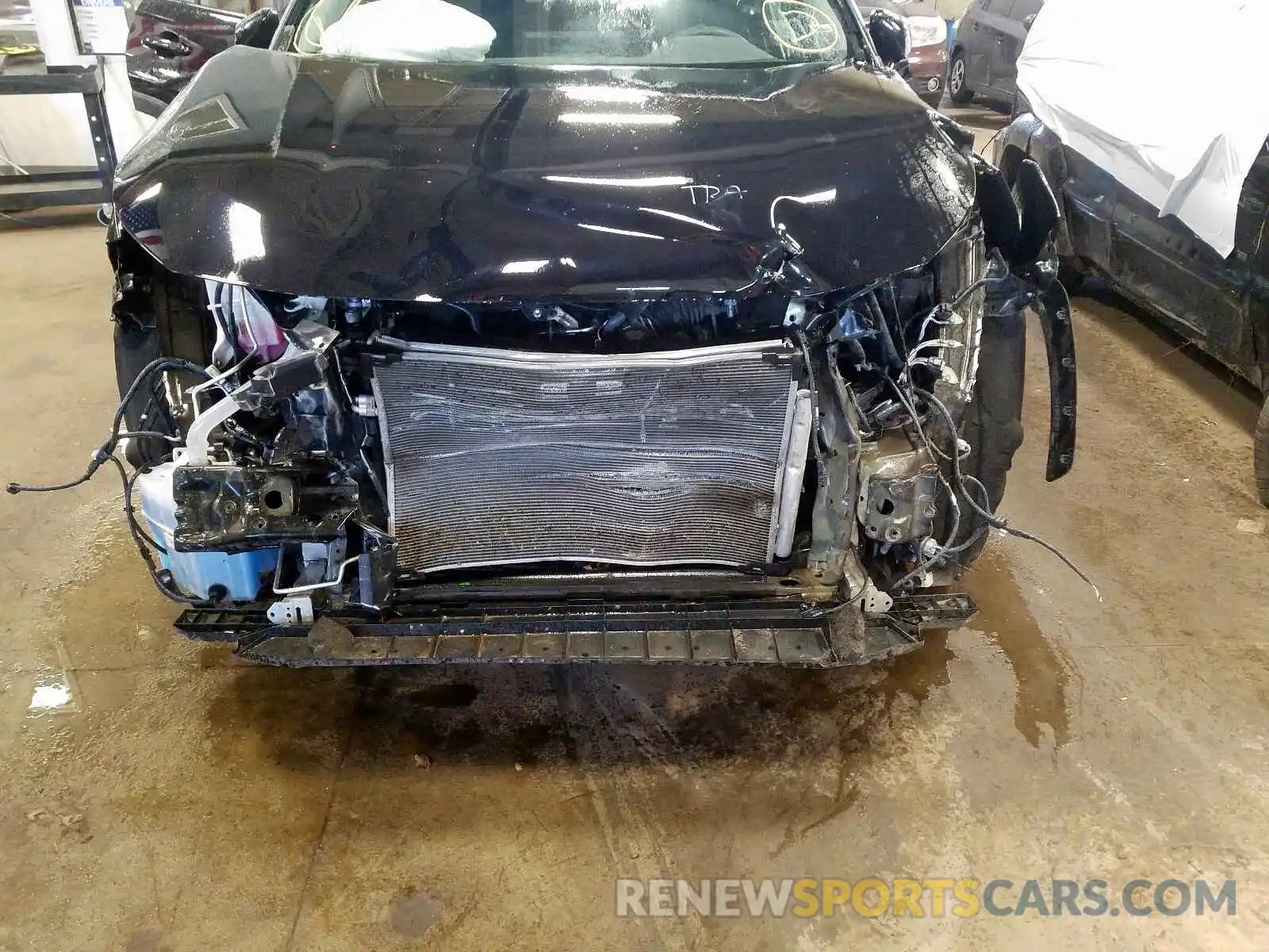 9 Photograph of a damaged car 2T3P1RFV4KW037442 TOYOTA RAV4 2019