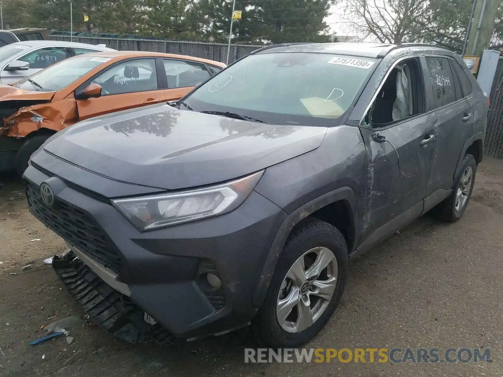 2 Photograph of a damaged car 2T3P1RFV4KW045153 TOYOTA RAV4 2019