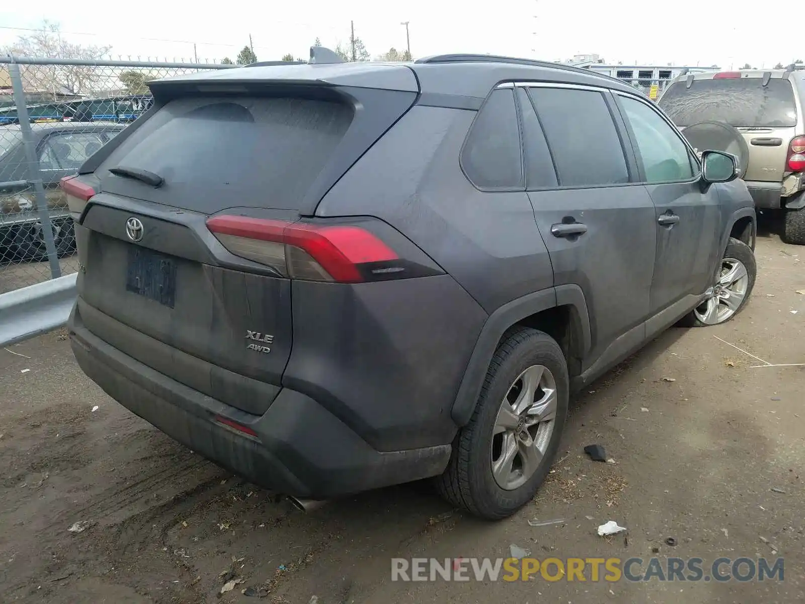 4 Photograph of a damaged car 2T3P1RFV4KW045153 TOYOTA RAV4 2019