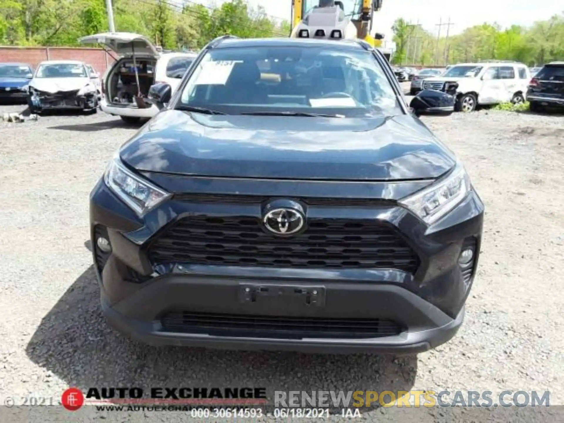 3 Photograph of a damaged car 2T3P1RFV4KW050210 TOYOTA RAV4 2019