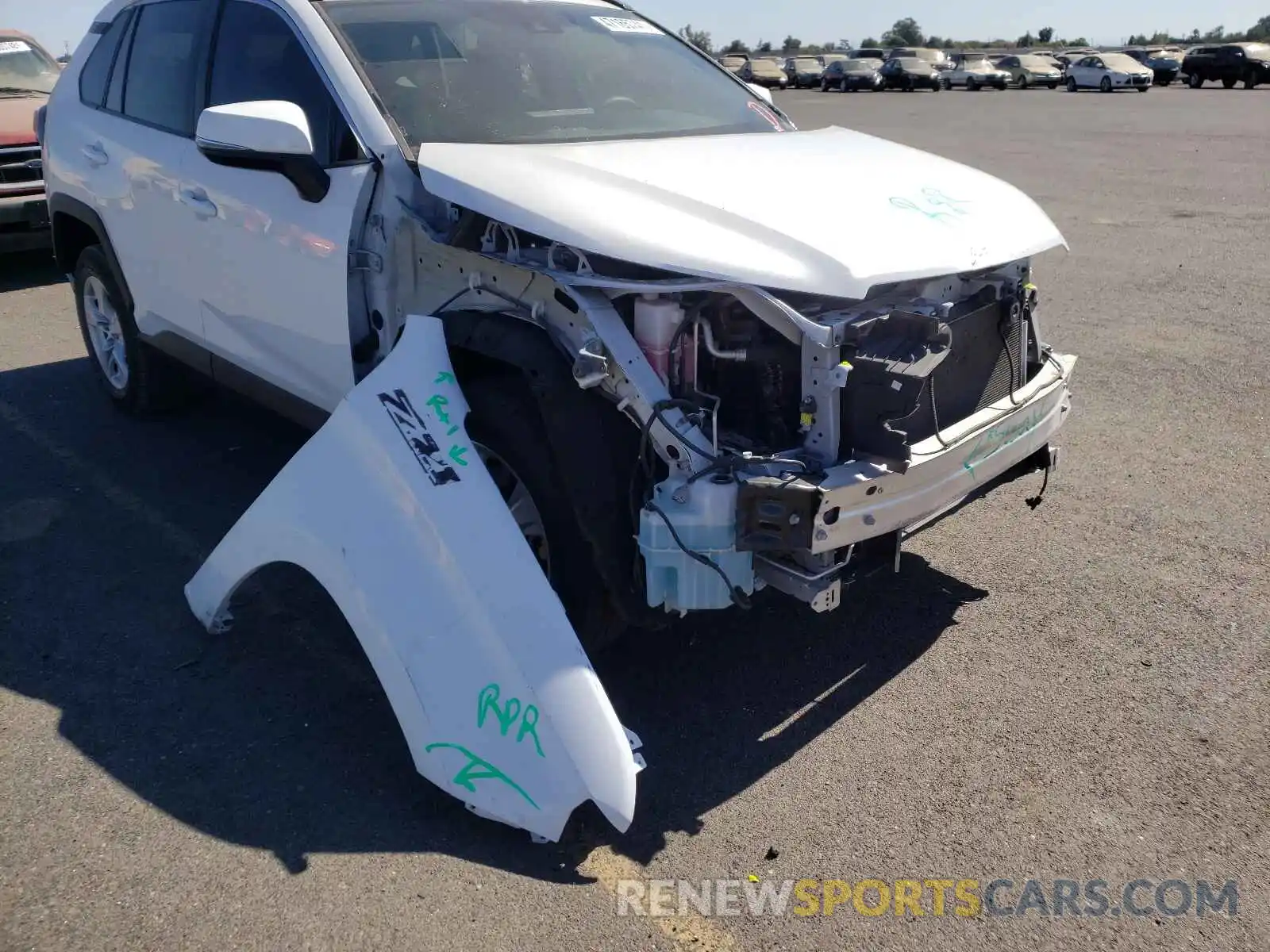 9 Photograph of a damaged car 2T3P1RFV4KW065449 TOYOTA RAV4 2019