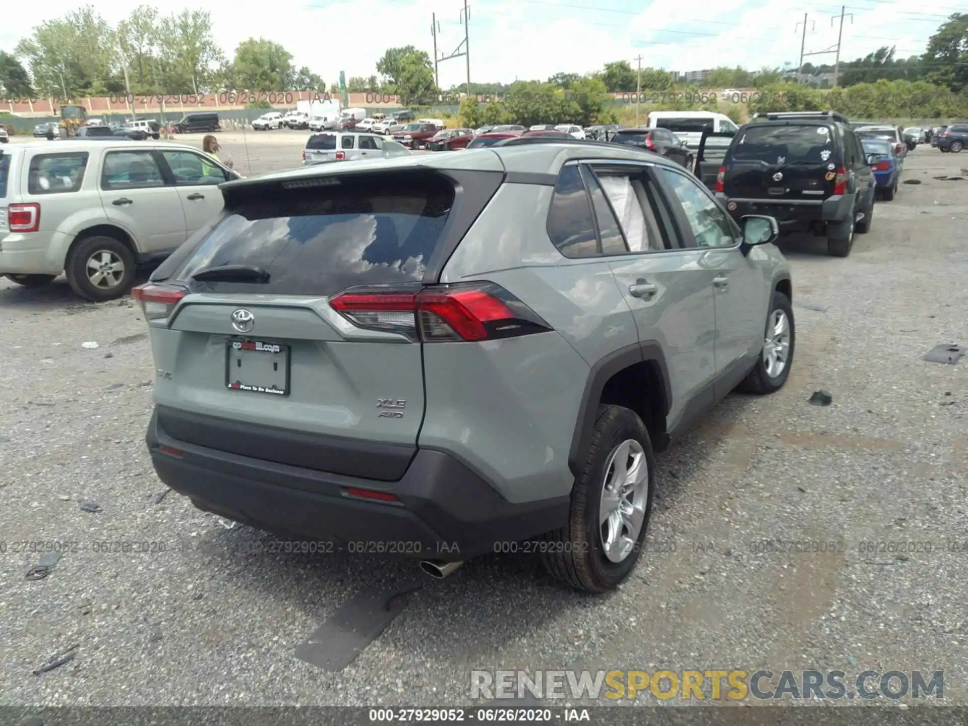 4 Photograph of a damaged car 2T3P1RFV5KC008646 TOYOTA RAV4 2019