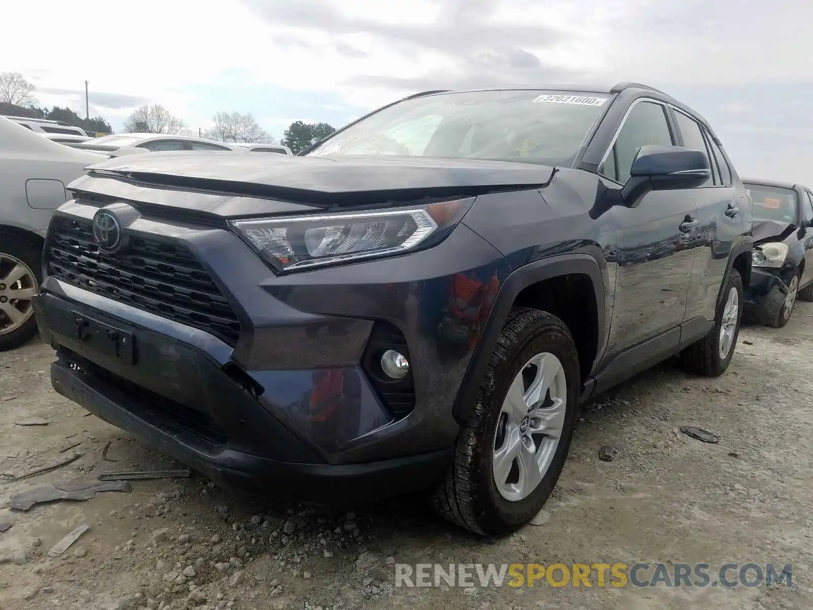 2 Photograph of a damaged car 2T3P1RFV5KC009067 TOYOTA RAV4 2019