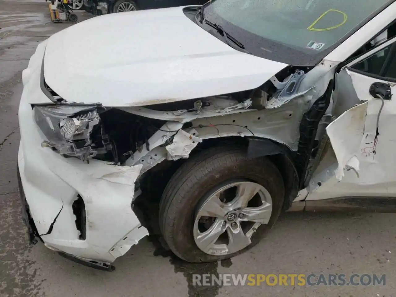 9 Photograph of a damaged car 2T3P1RFV5KC023924 TOYOTA RAV4 2019