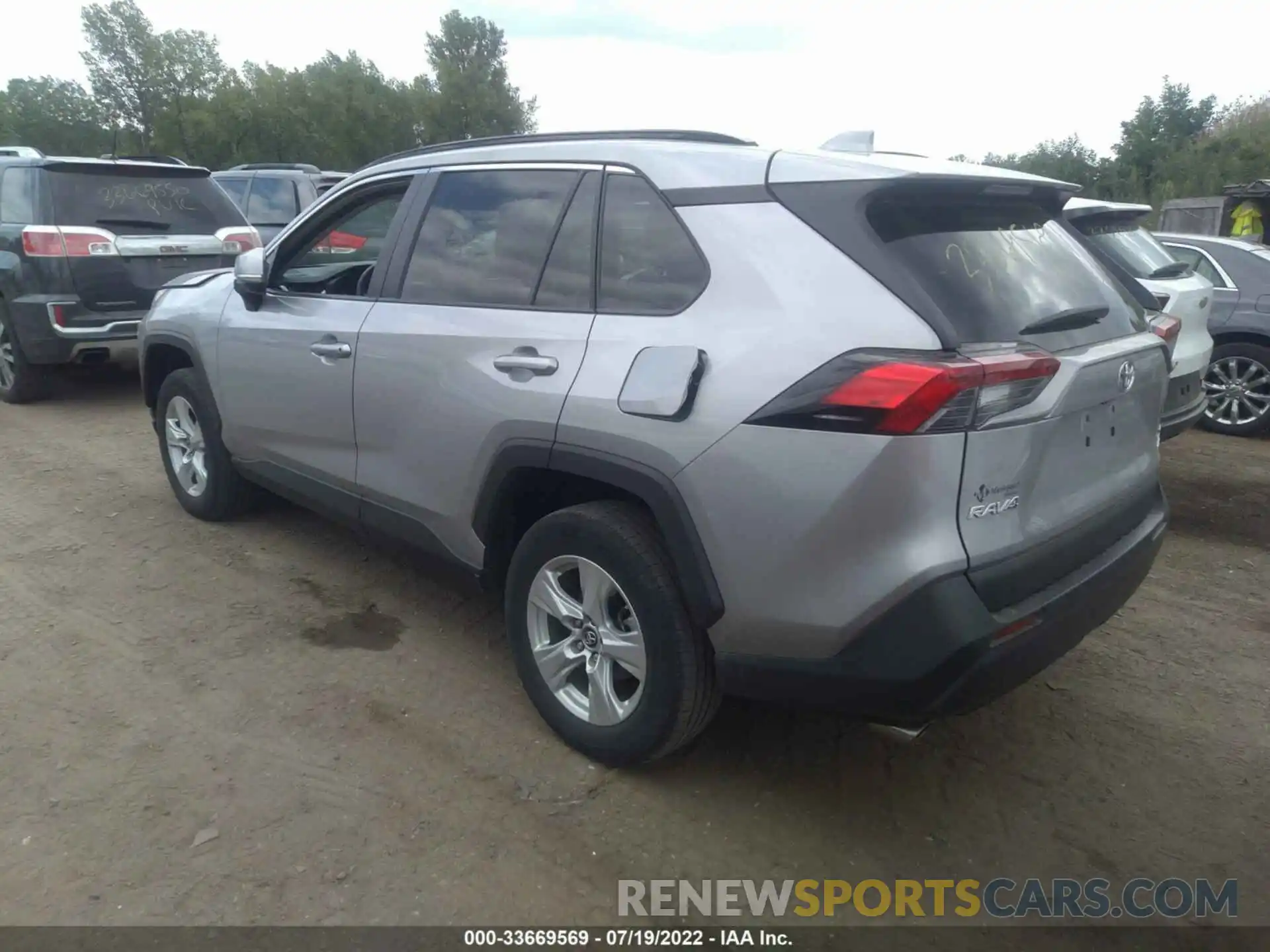 3 Фотография поврежденного автомобиля 2T3P1RFV5KC029643 TOYOTA RAV4 2019