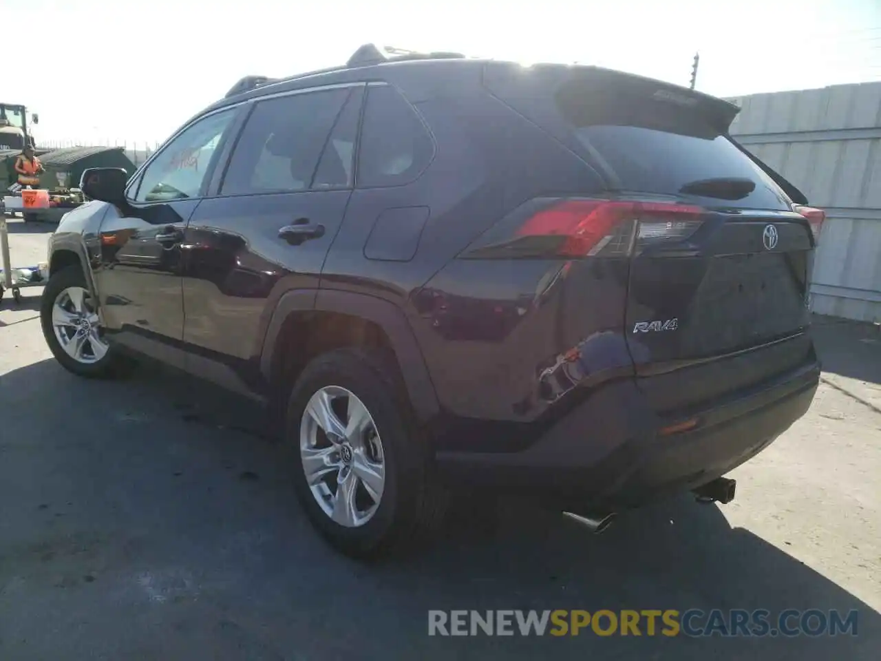 3 Фотография поврежденного автомобиля 2T3P1RFV5KC034227 TOYOTA RAV4 2019