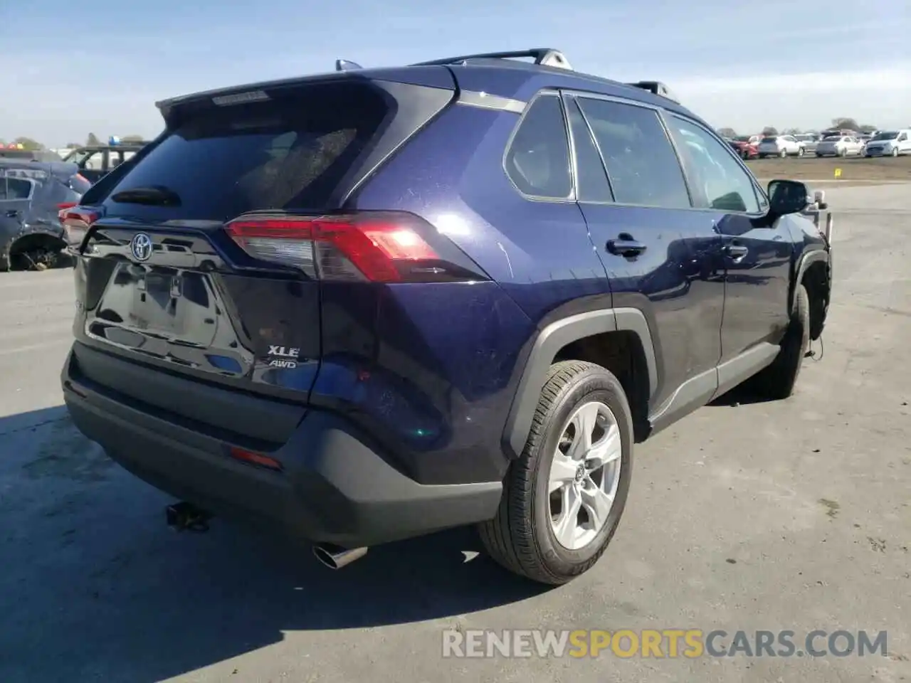 4 Photograph of a damaged car 2T3P1RFV5KC034227 TOYOTA RAV4 2019