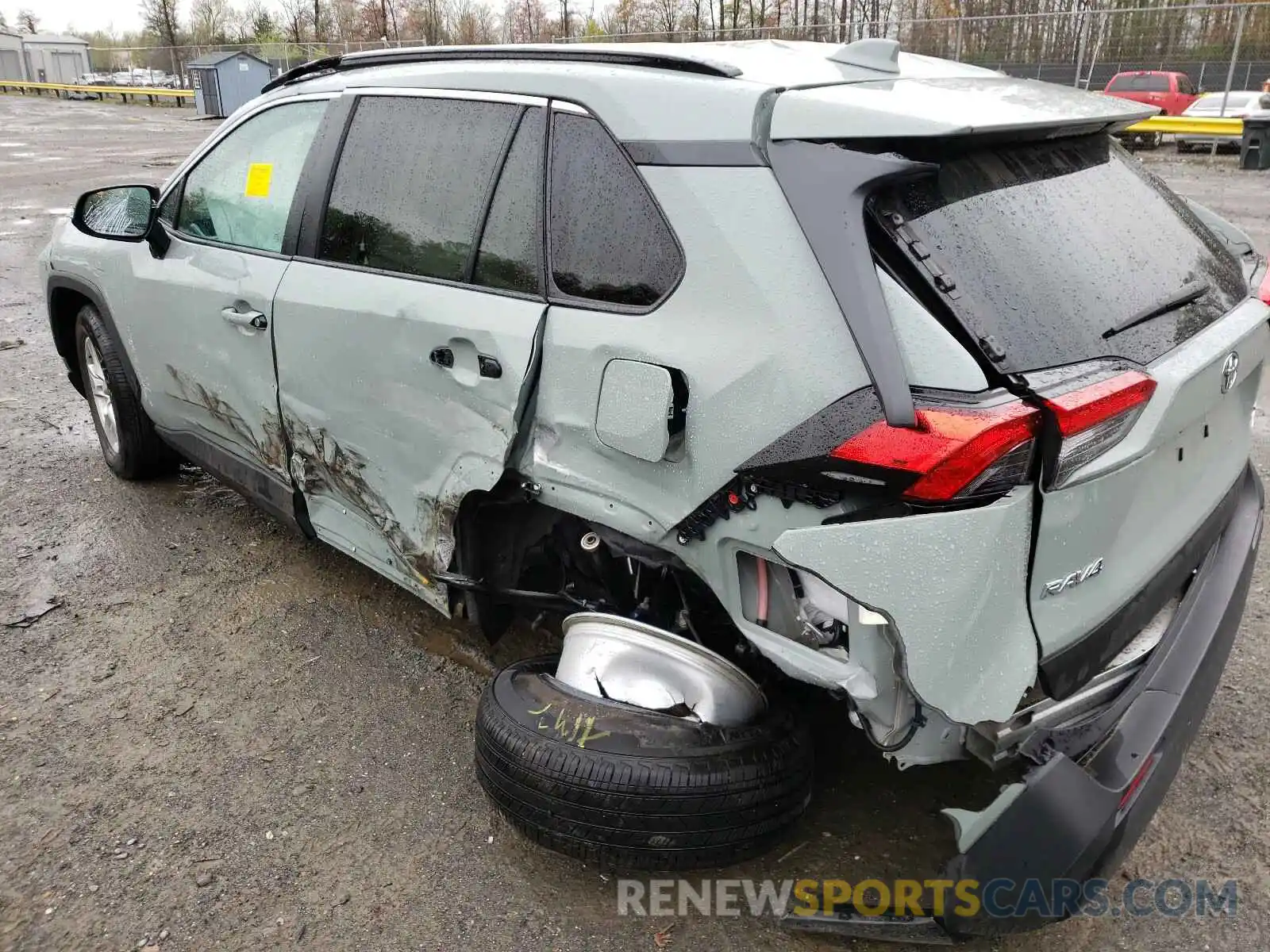 9 Photograph of a damaged car 2T3P1RFV5KC044126 TOYOTA RAV4 2019