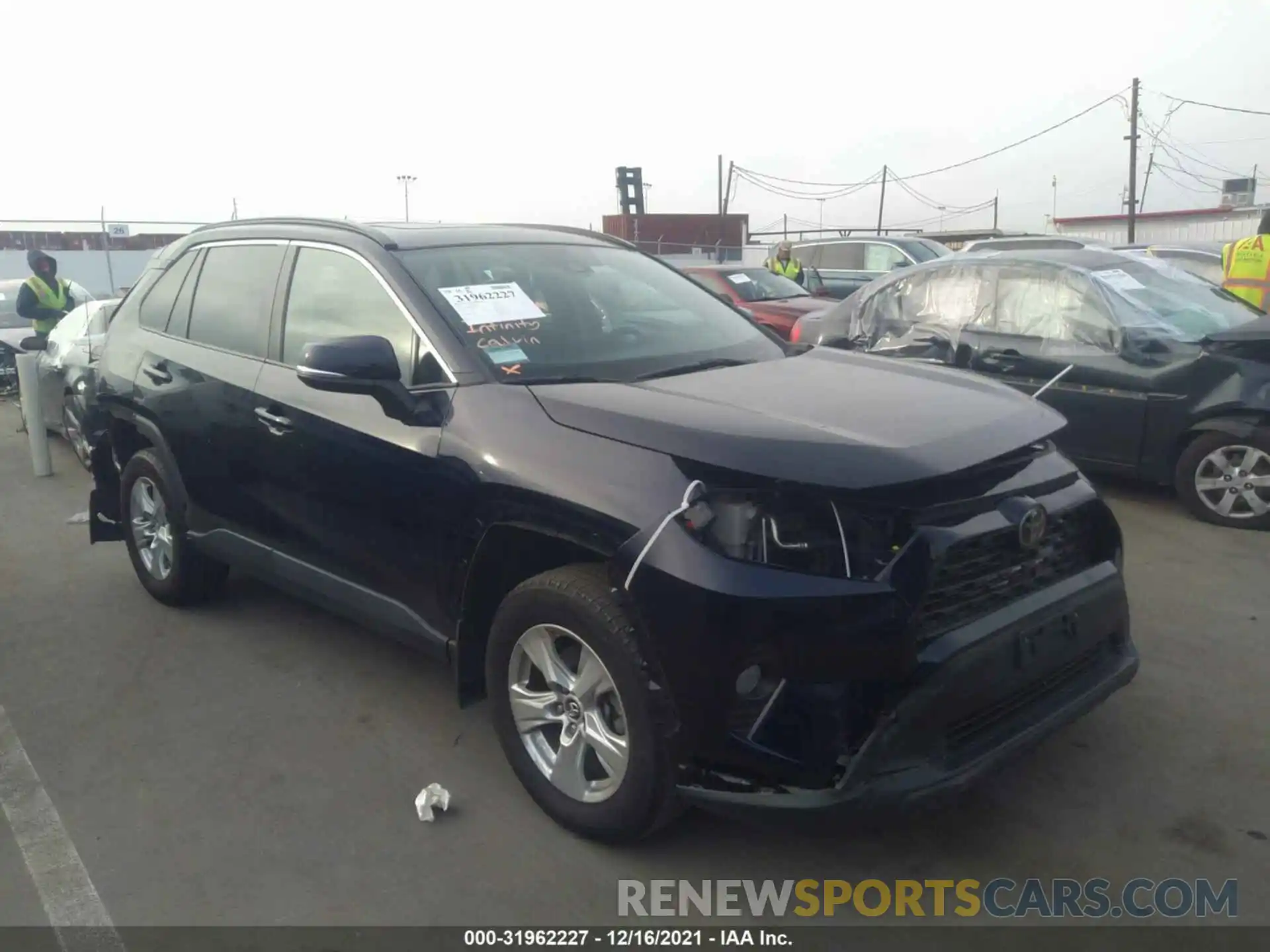 1 Photograph of a damaged car 2T3P1RFV5KC044188 TOYOTA RAV4 2019