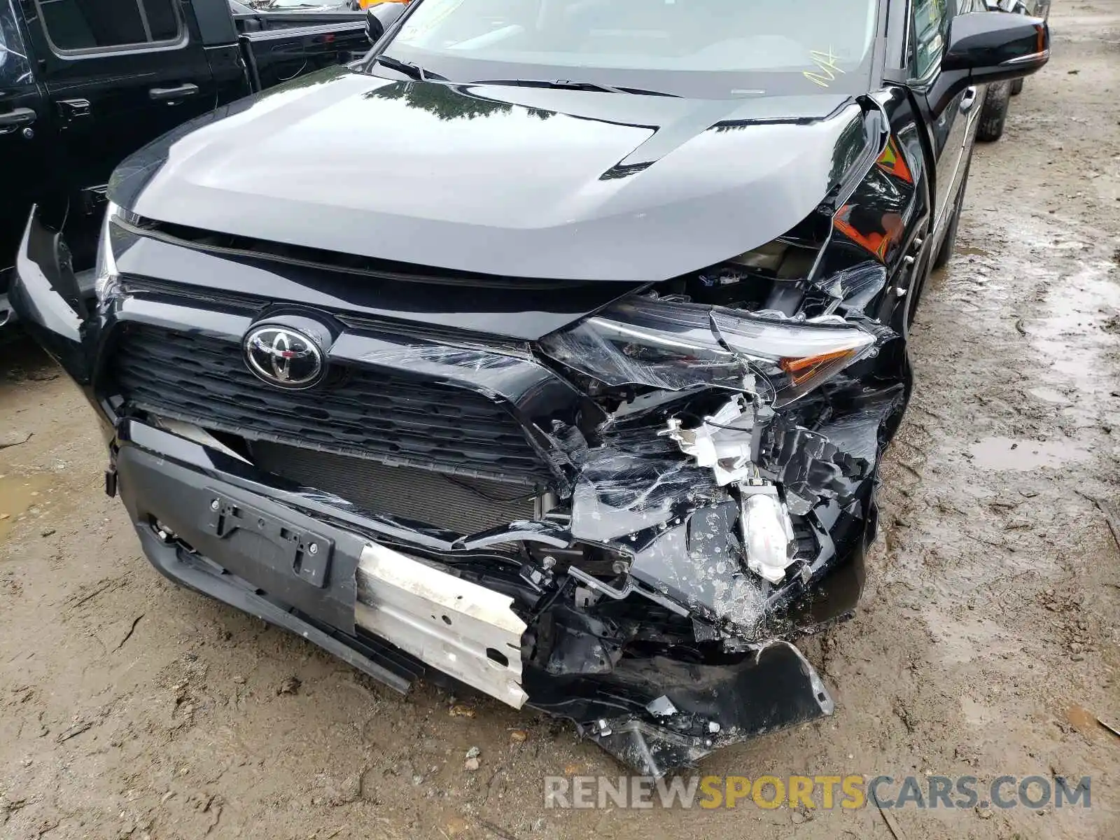 9 Photograph of a damaged car 2T3P1RFV5KC051285 TOYOTA RAV4 2019