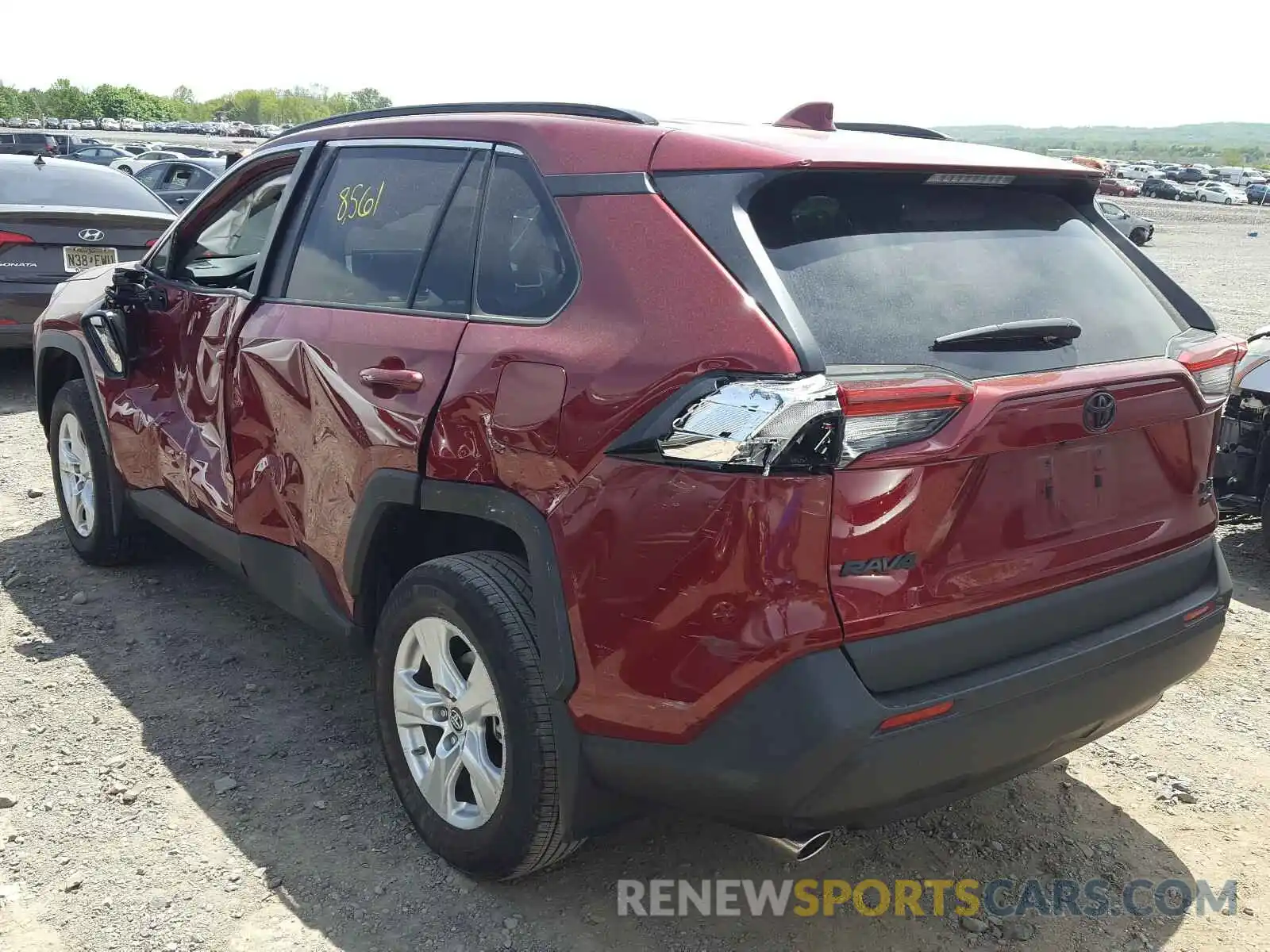 3 Photograph of a damaged car 2T3P1RFV5KC051738 TOYOTA RAV4 2019