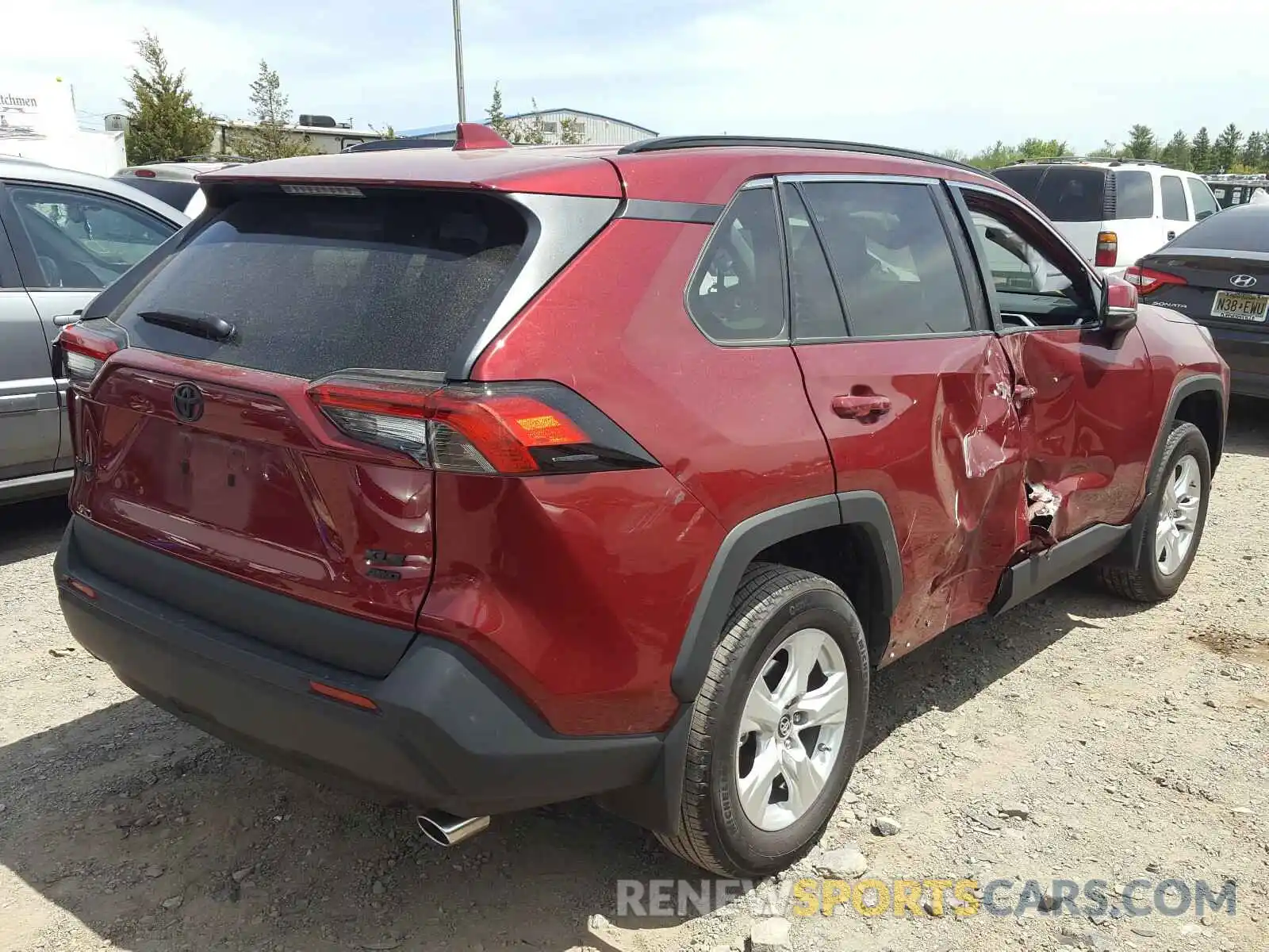 4 Photograph of a damaged car 2T3P1RFV5KC051738 TOYOTA RAV4 2019