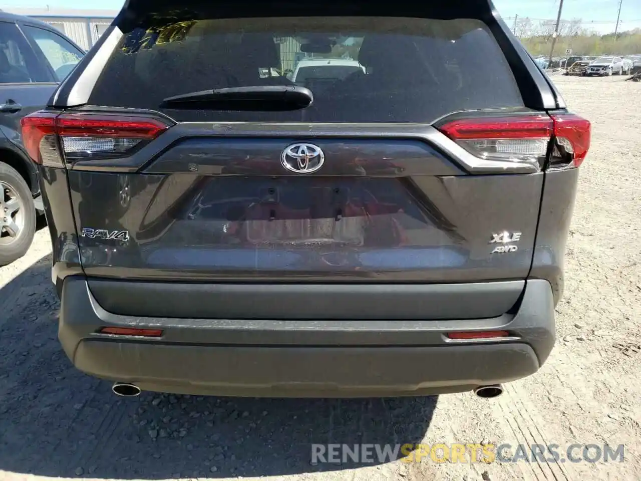 9 Photograph of a damaged car 2T3P1RFV5KC058544 TOYOTA RAV4 2019