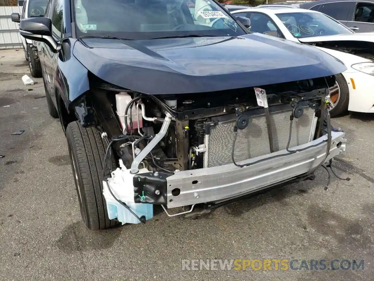 9 Photograph of a damaged car 2T3P1RFV5KW015594 TOYOTA RAV4 2019