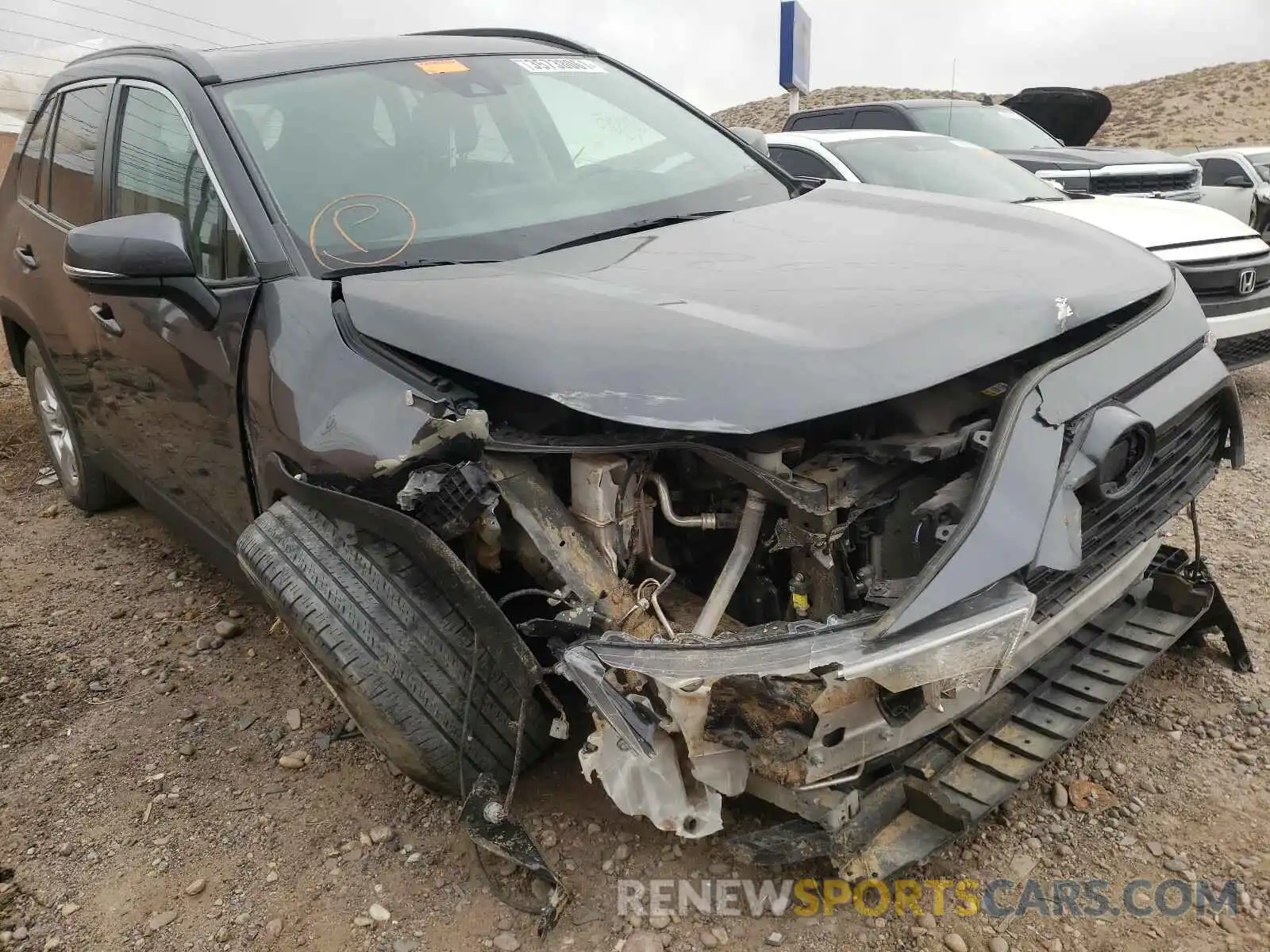 9 Photograph of a damaged car 2T3P1RFV5KW027003 TOYOTA RAV4 2019