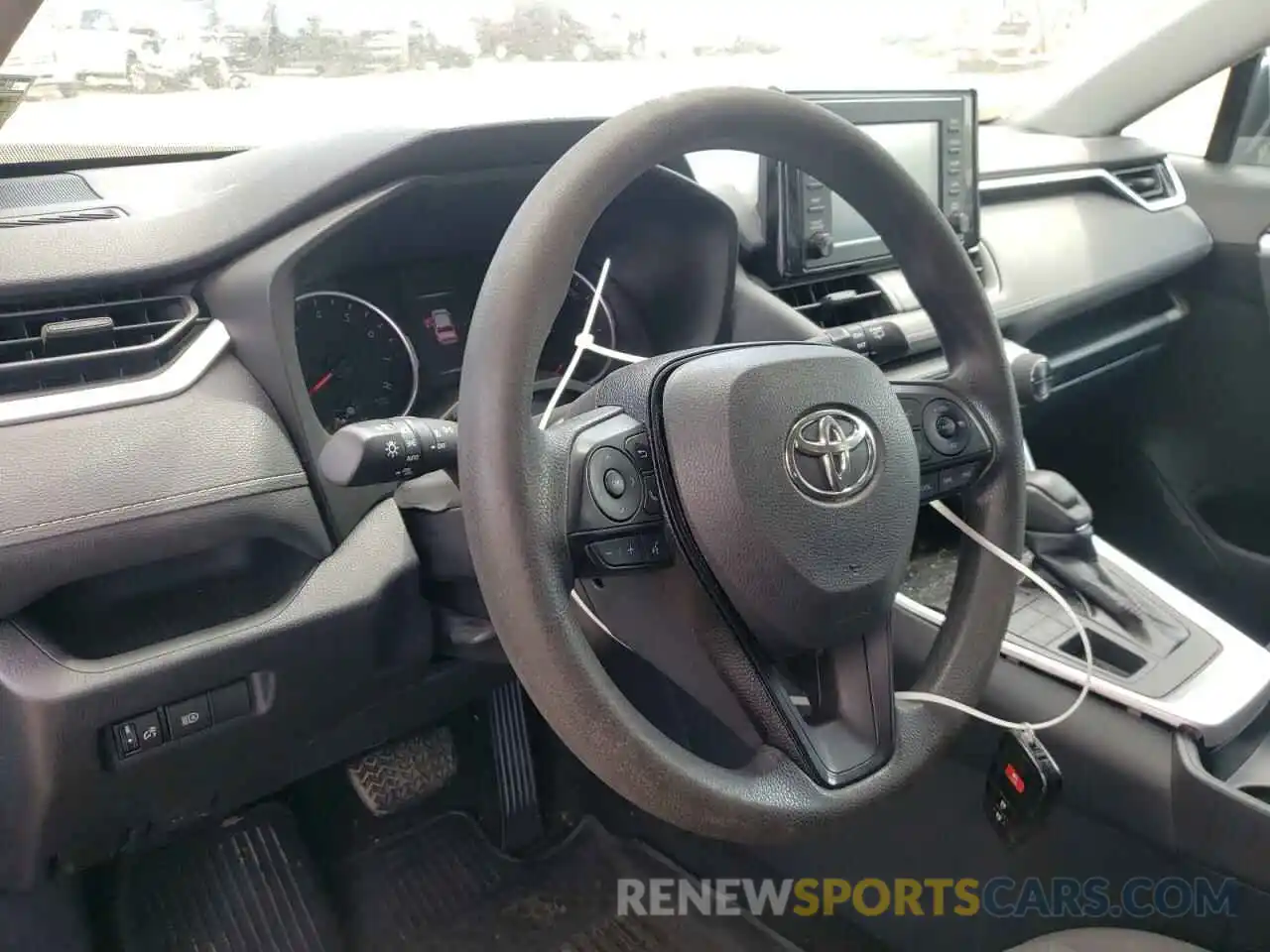 9 Фотография поврежденного автомобиля 2T3P1RFV5KW029396 TOYOTA RAV4 2019