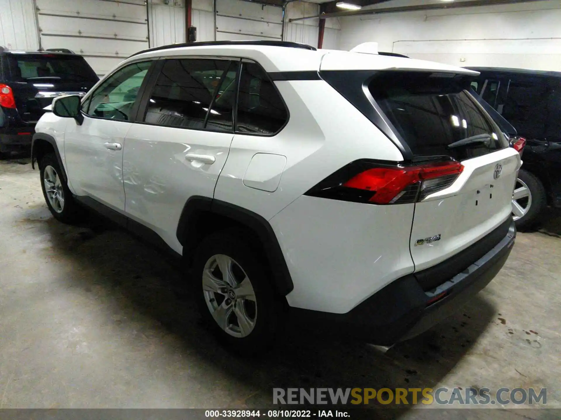 3 Фотография поврежденного автомобиля 2T3P1RFV5KW031763 TOYOTA RAV4 2019