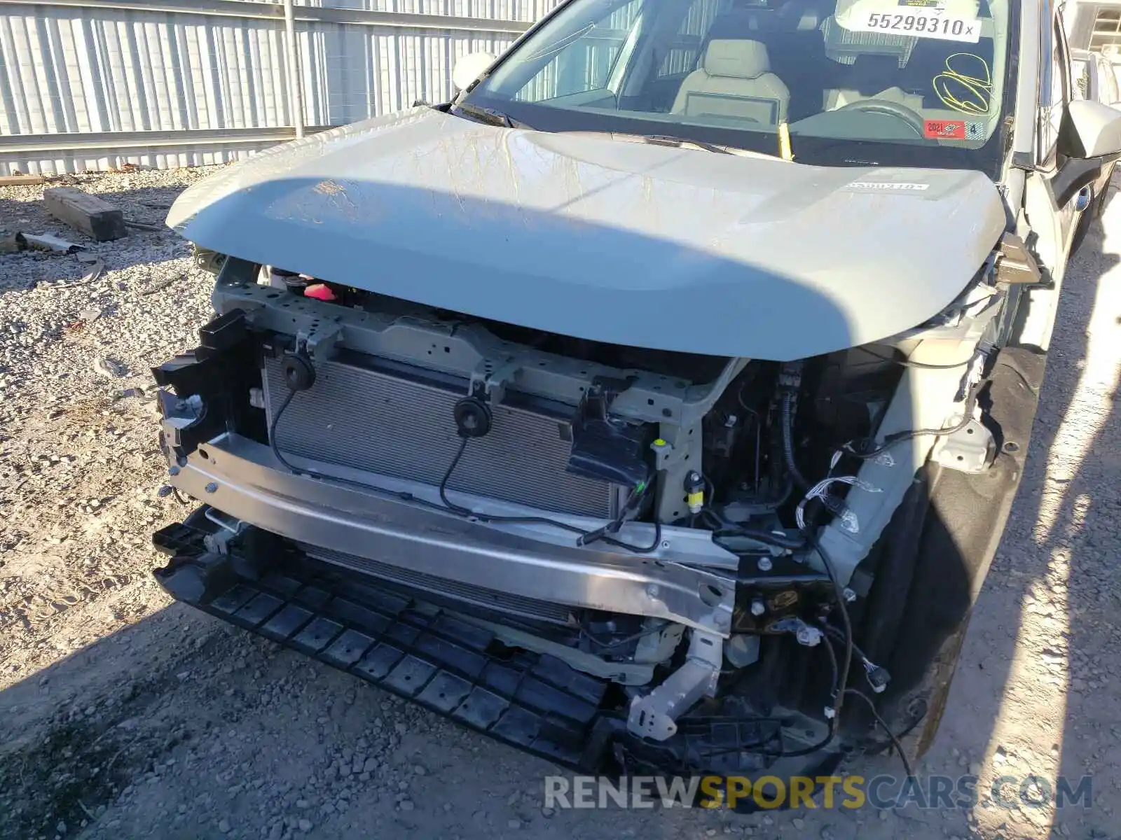 9 Photograph of a damaged car 2T3P1RFV5KW037188 TOYOTA RAV4 2019