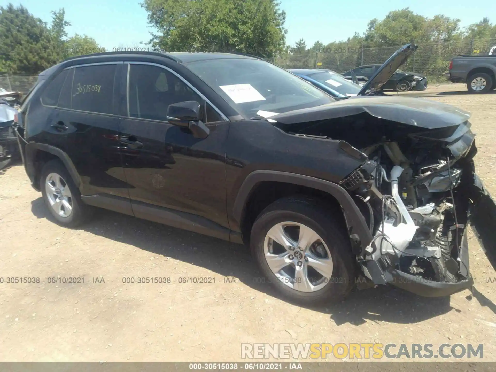 1 Photograph of a damaged car 2T3P1RFV5KW045193 TOYOTA RAV4 2019