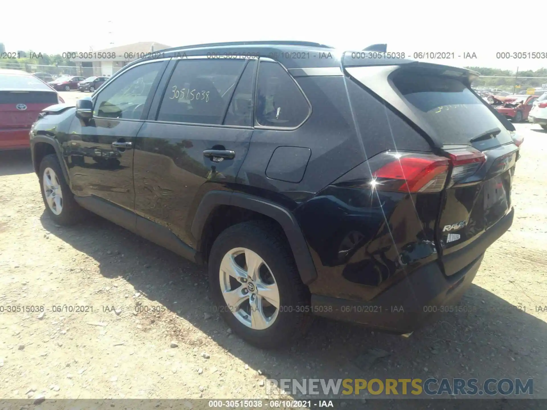 3 Photograph of a damaged car 2T3P1RFV5KW045193 TOYOTA RAV4 2019