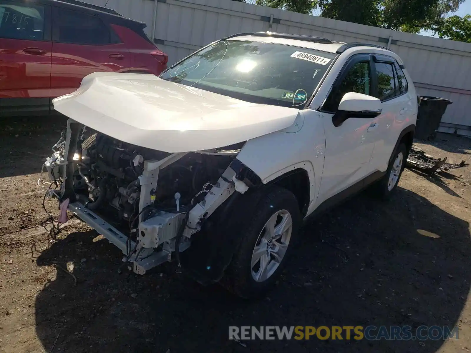 2 Photograph of a damaged car 2T3P1RFV5KW052872 TOYOTA RAV4 2019