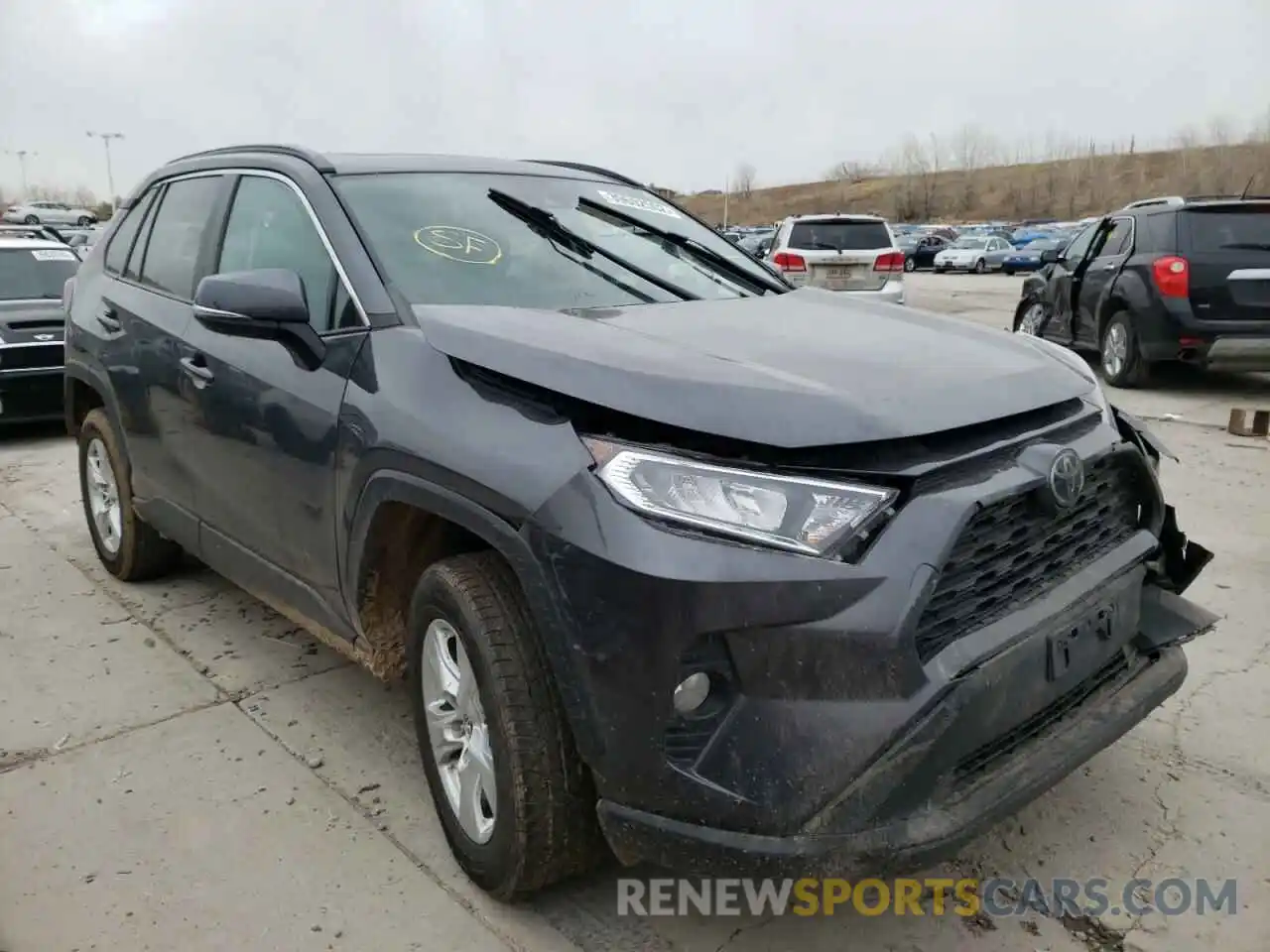 1 Photograph of a damaged car 2T3P1RFV5KW059062 TOYOTA RAV4 2019