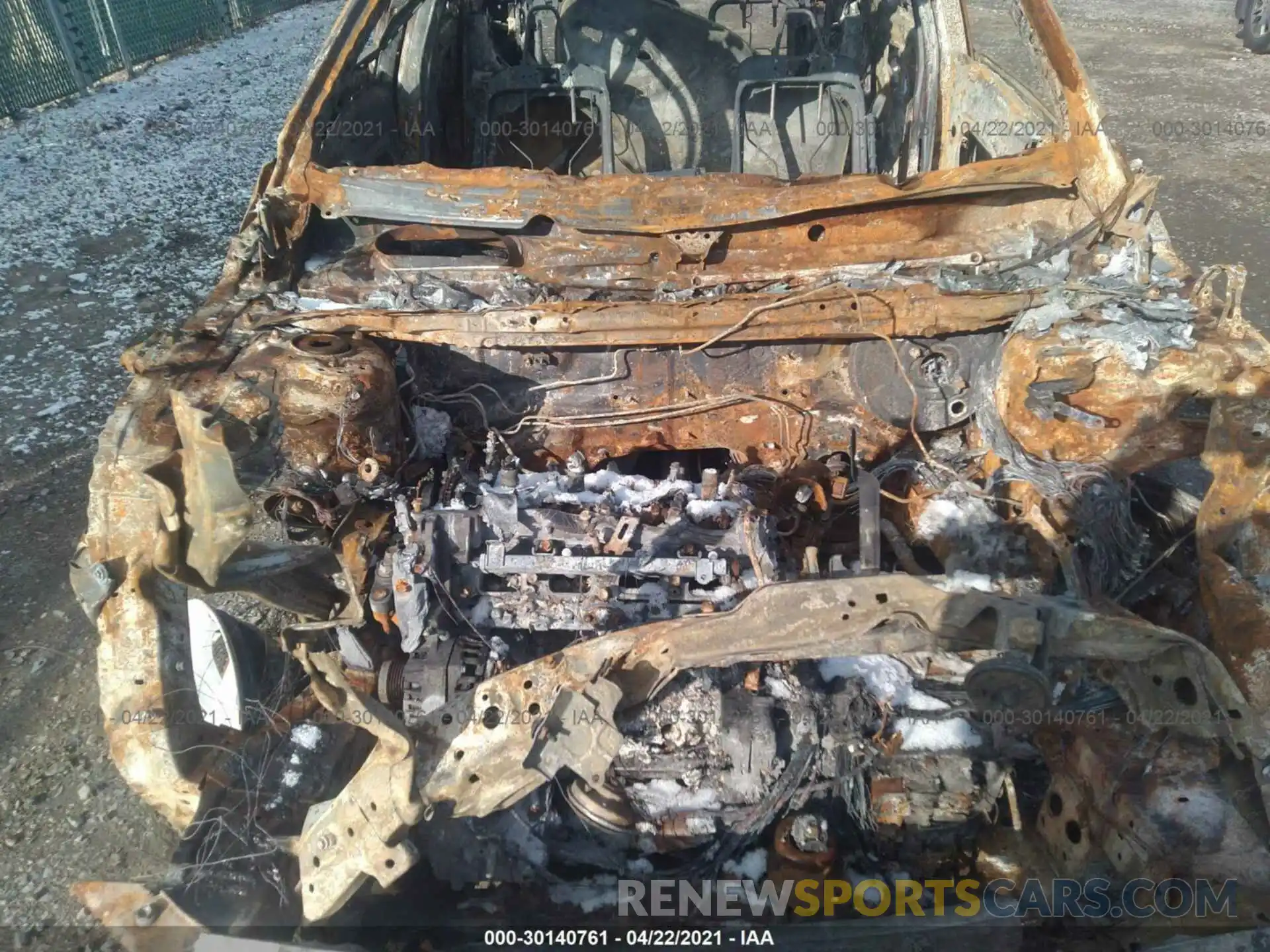 10 Photograph of a damaged car 2T3P1RFV5KW059935 TOYOTA RAV4 2019