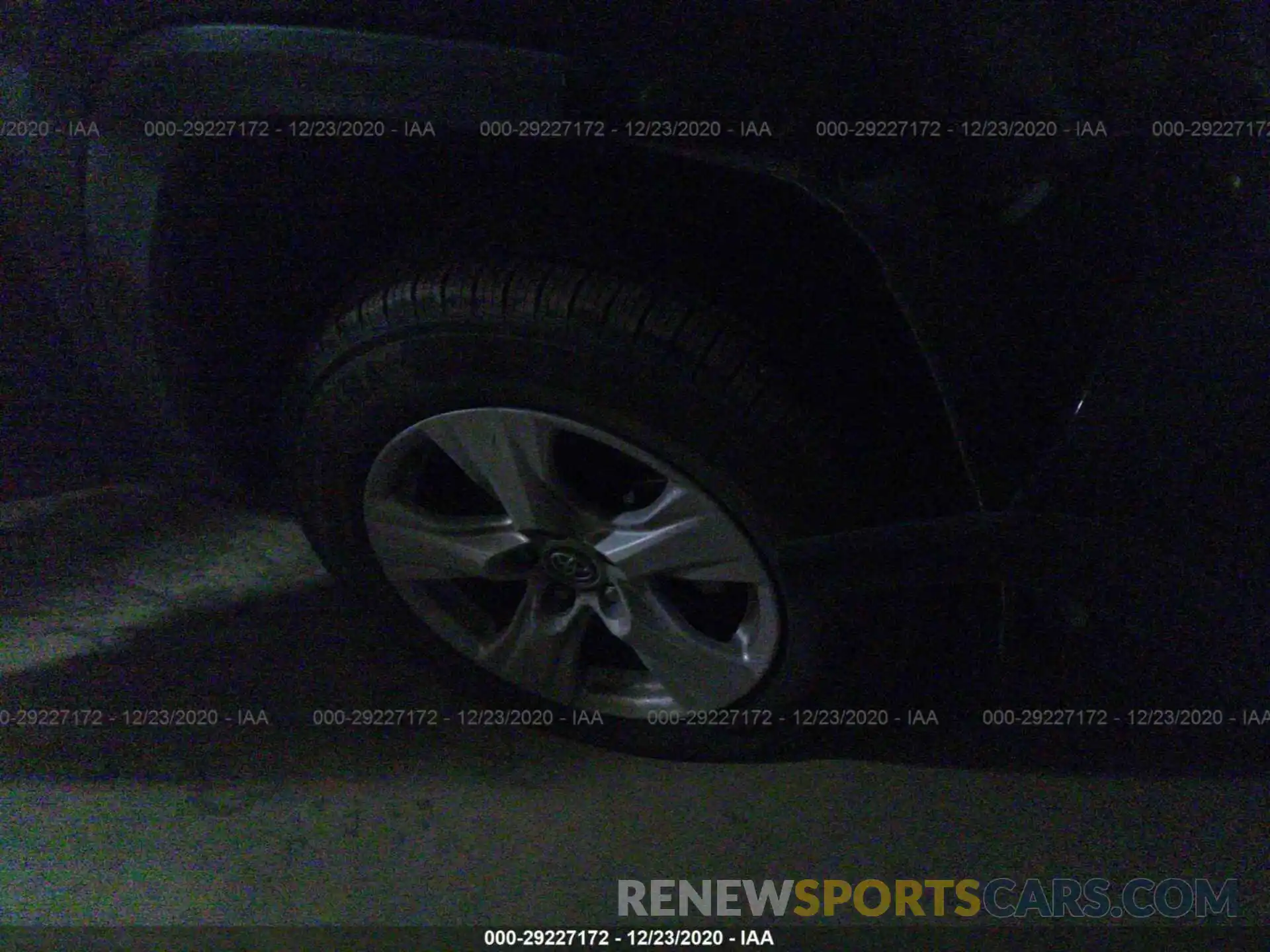 9 Photograph of a damaged car 2T3P1RFV6KC006789 TOYOTA RAV4 2019